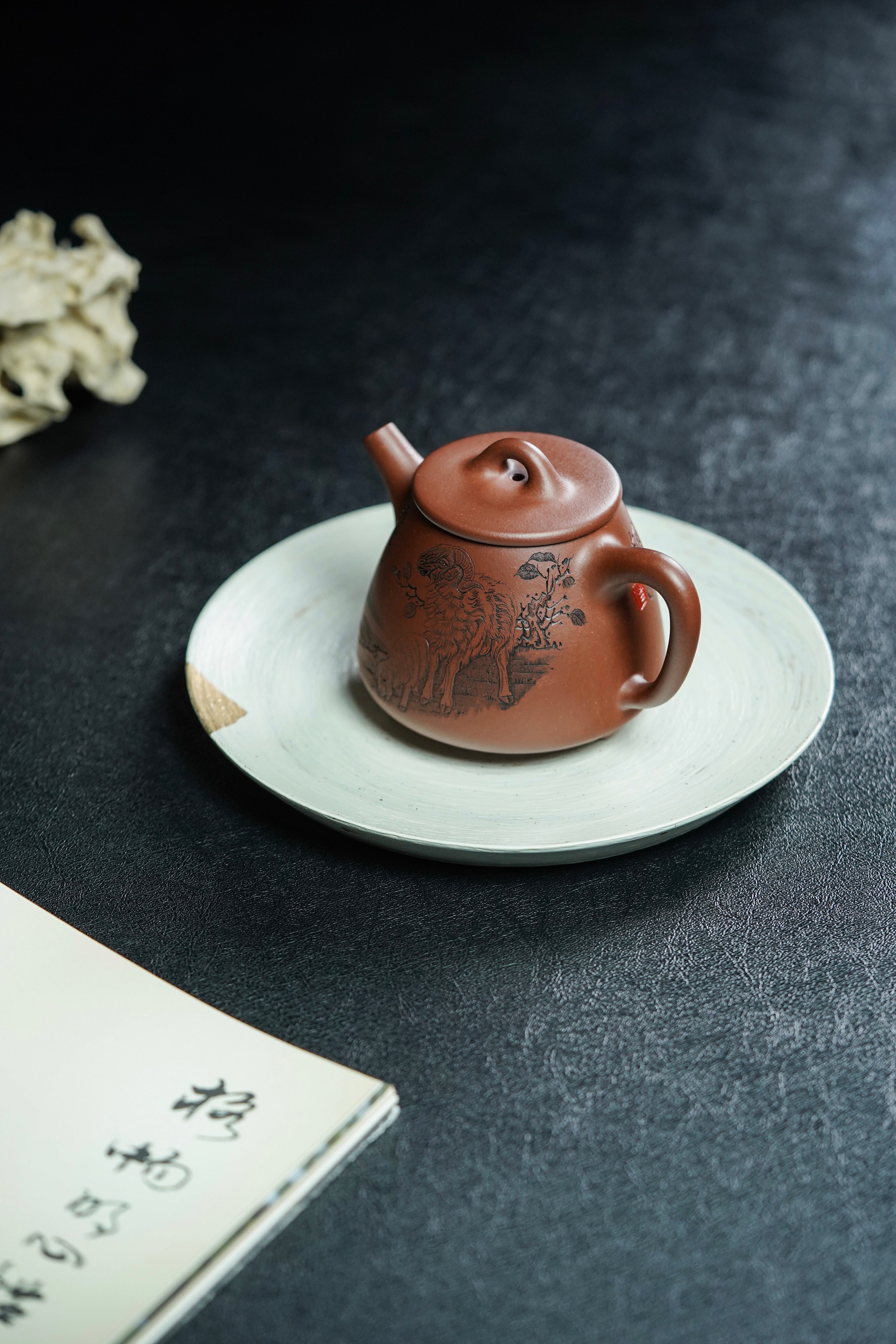 中华神刀·刻绘巅峰 博物馆同款｜杨喜雨大师陶刻巅峰臻品·博物馆同款《高石瓢壶》原矿极品底槽清·230cc