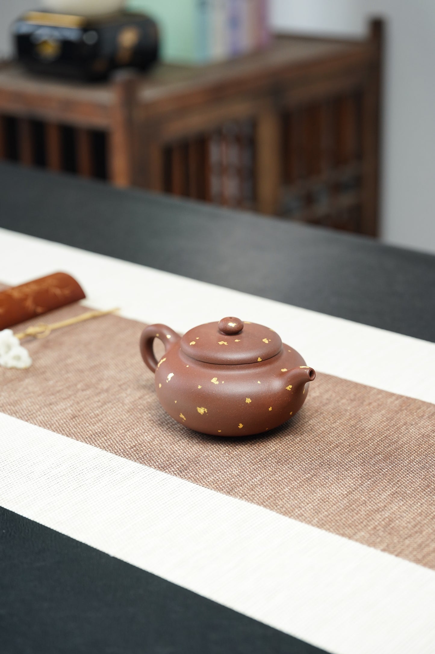 【藏紫砂巅峰 赠传世重器】国大师邱玉林亲制《清泉壶》稀世臻品原矿优质底槽清·280cc（24K真金款）