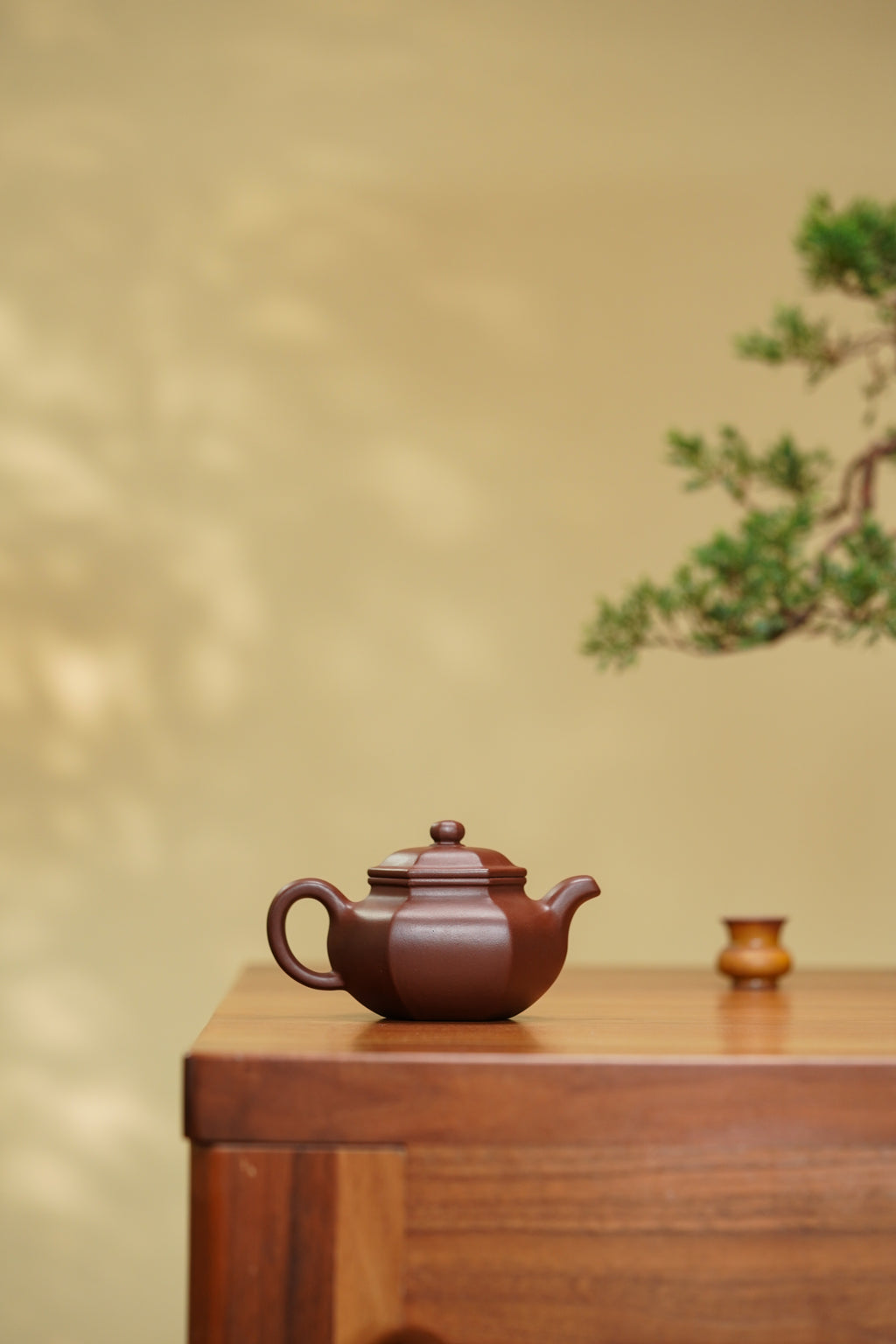 稀世典藏·紫砂孤品｜沈更轶大师薄胎巅峰之作【六方仿古壶】原矿极品老紫泥·200cc