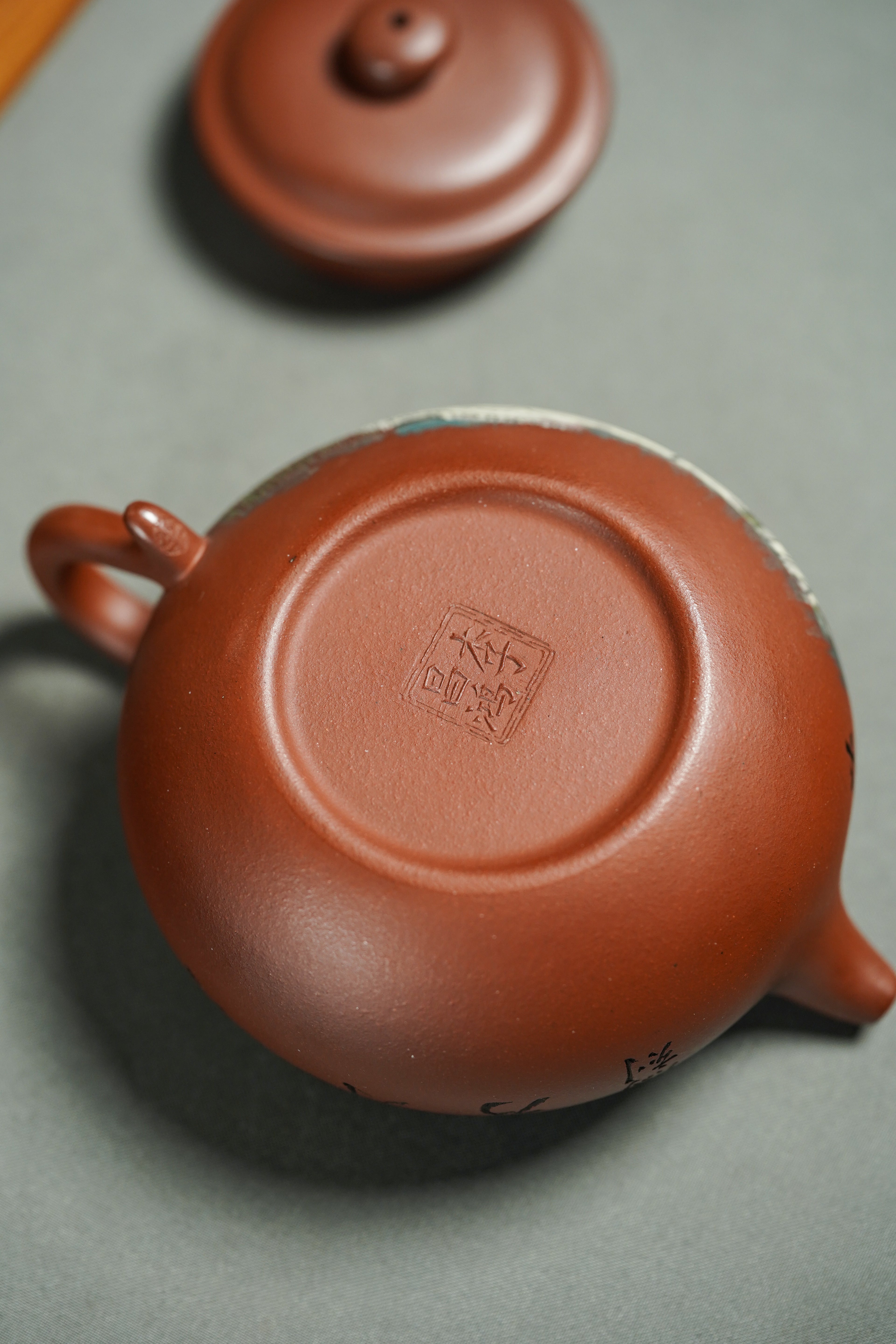 新品👏双璧齐辉·收藏界王炸重器👍吴冠中～李昌鸿双大师联名限量款《仿古壶》原矿优质陈腐清水泥·260cc