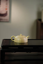 一器藏心经·紫砂纳万福｜郑求标大师｜心经至尊臻品·大拍+金奖+馆藏【心经半月壶】原矿极品本山绿泥·280cc