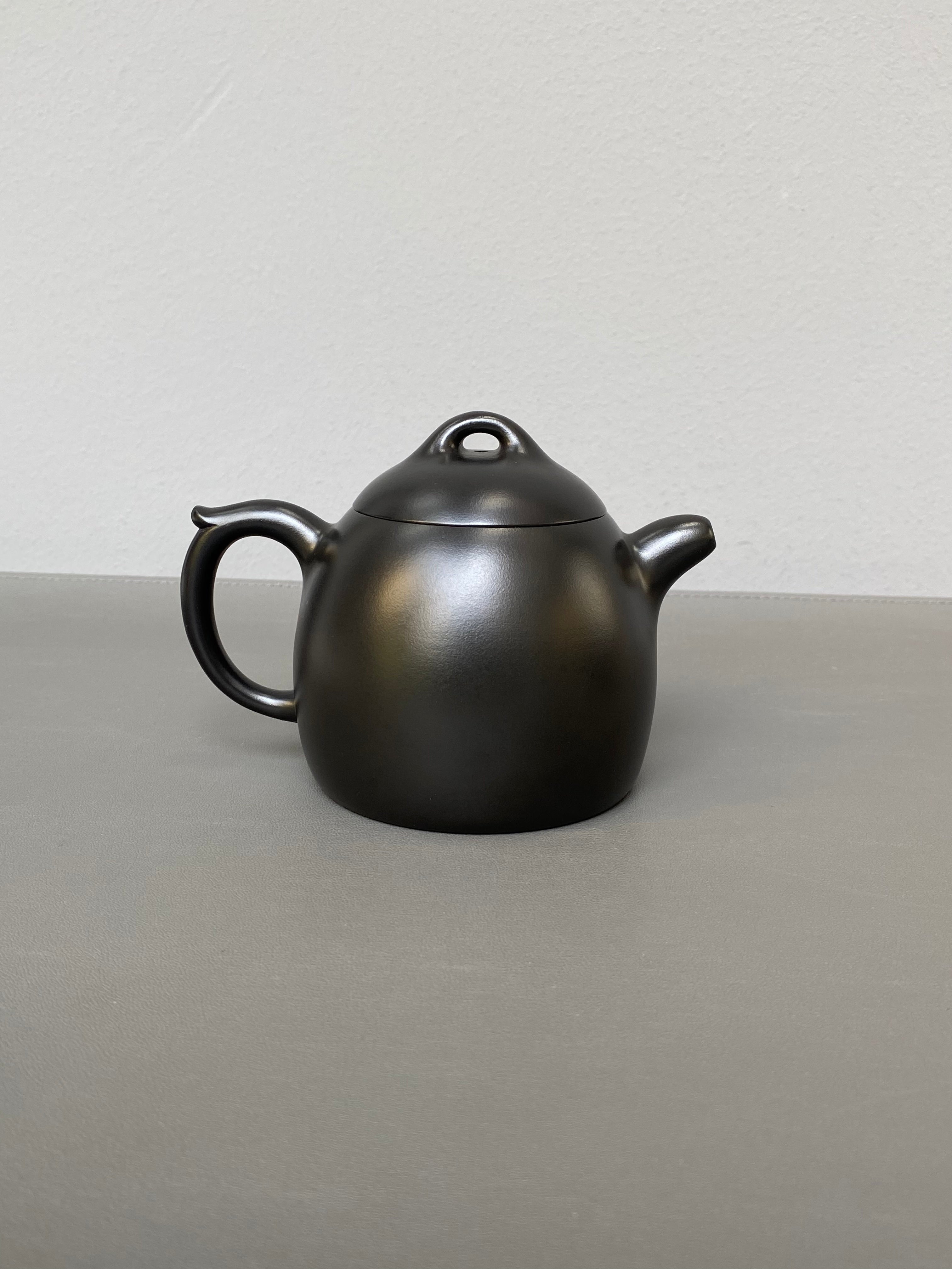 新品❤️范泽锋大师高徒·省大师邱爽紫砂潜力重器【秦权壶】原矿优质紫泥还原烧·280cc