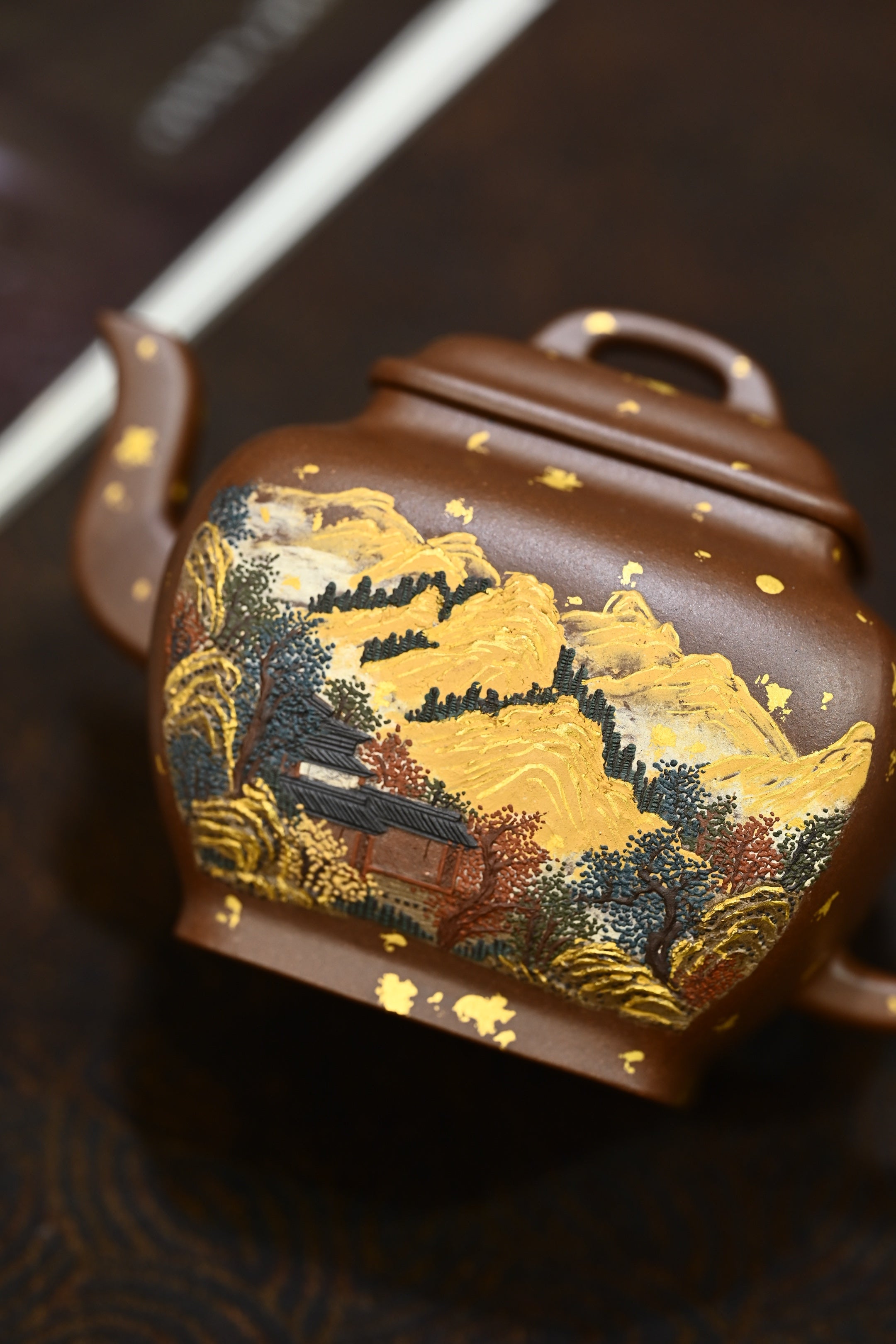 鸣远四方·日照金山·全手工六届全手工大赛一等奖高工施昌作品/容量330cc/原矿底槽清描金