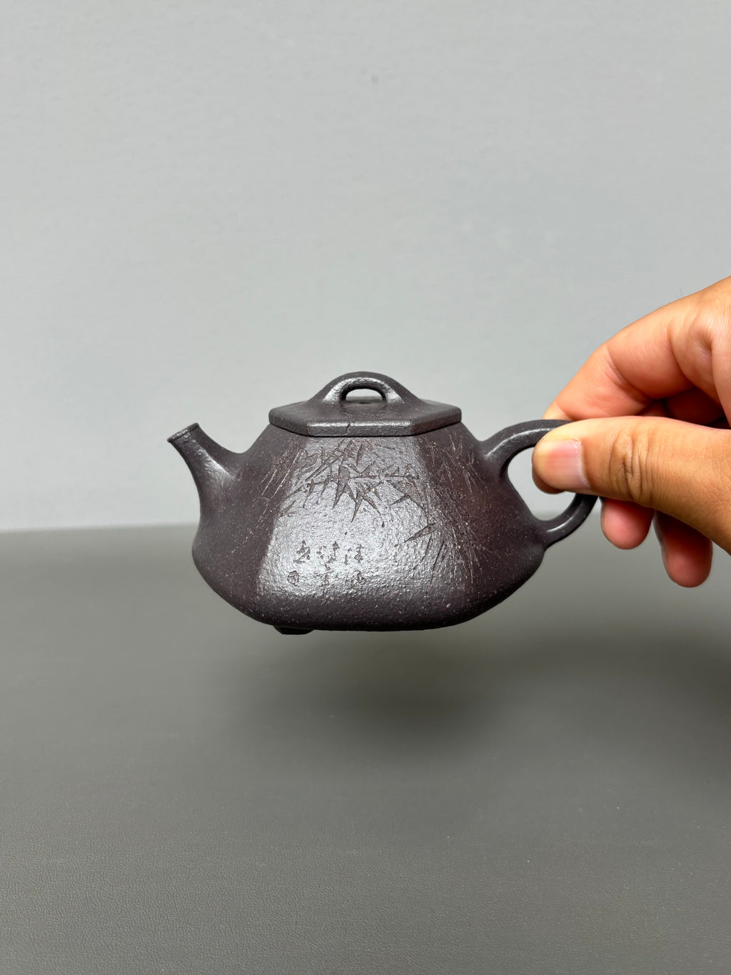 耿浩方壶 礼藏双绝🇨🇳 紫砂80后方器巨匠·耿浩巅峰之作《心舟石瓢壶》原矿极品天清泥·190cc