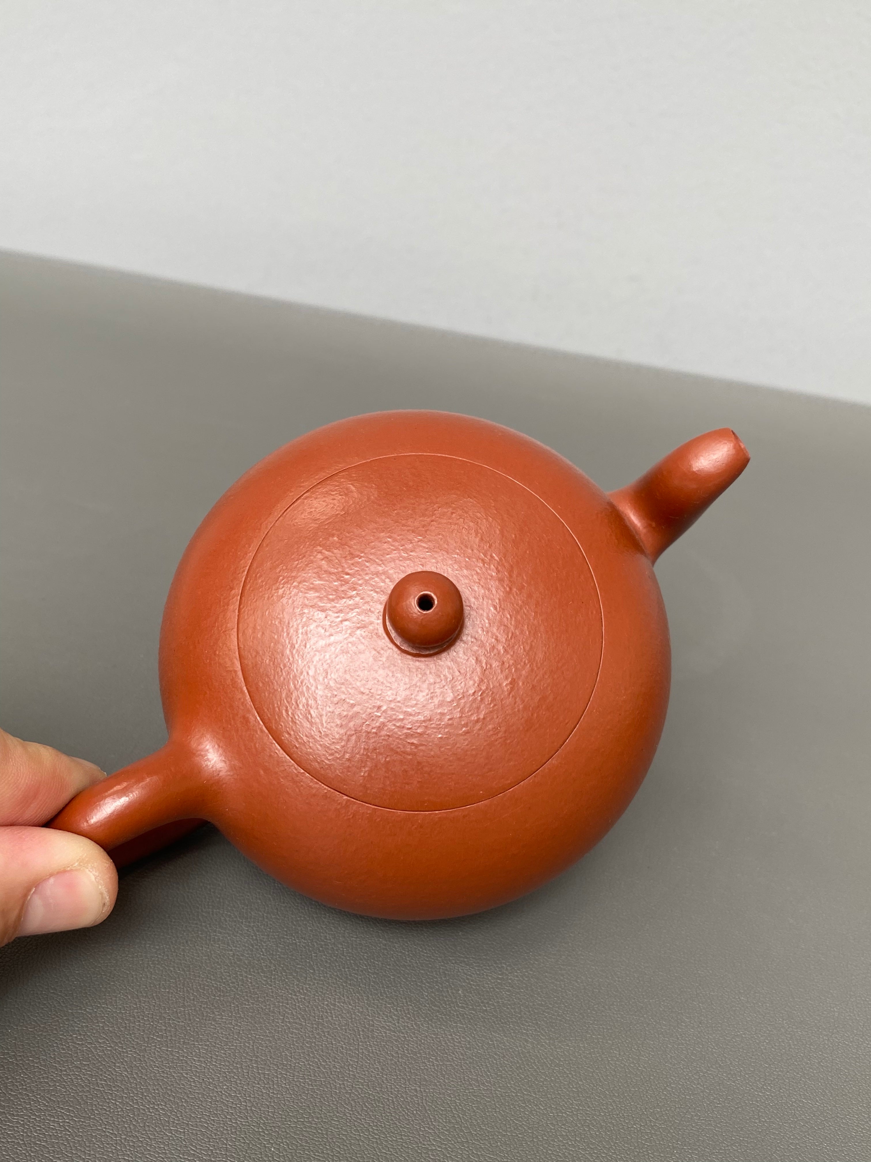 范泽锋大师高徒·省大师邱爽紫砂潜力重器【一粒珠壶】原矿优质粗砂朱泥·200cc