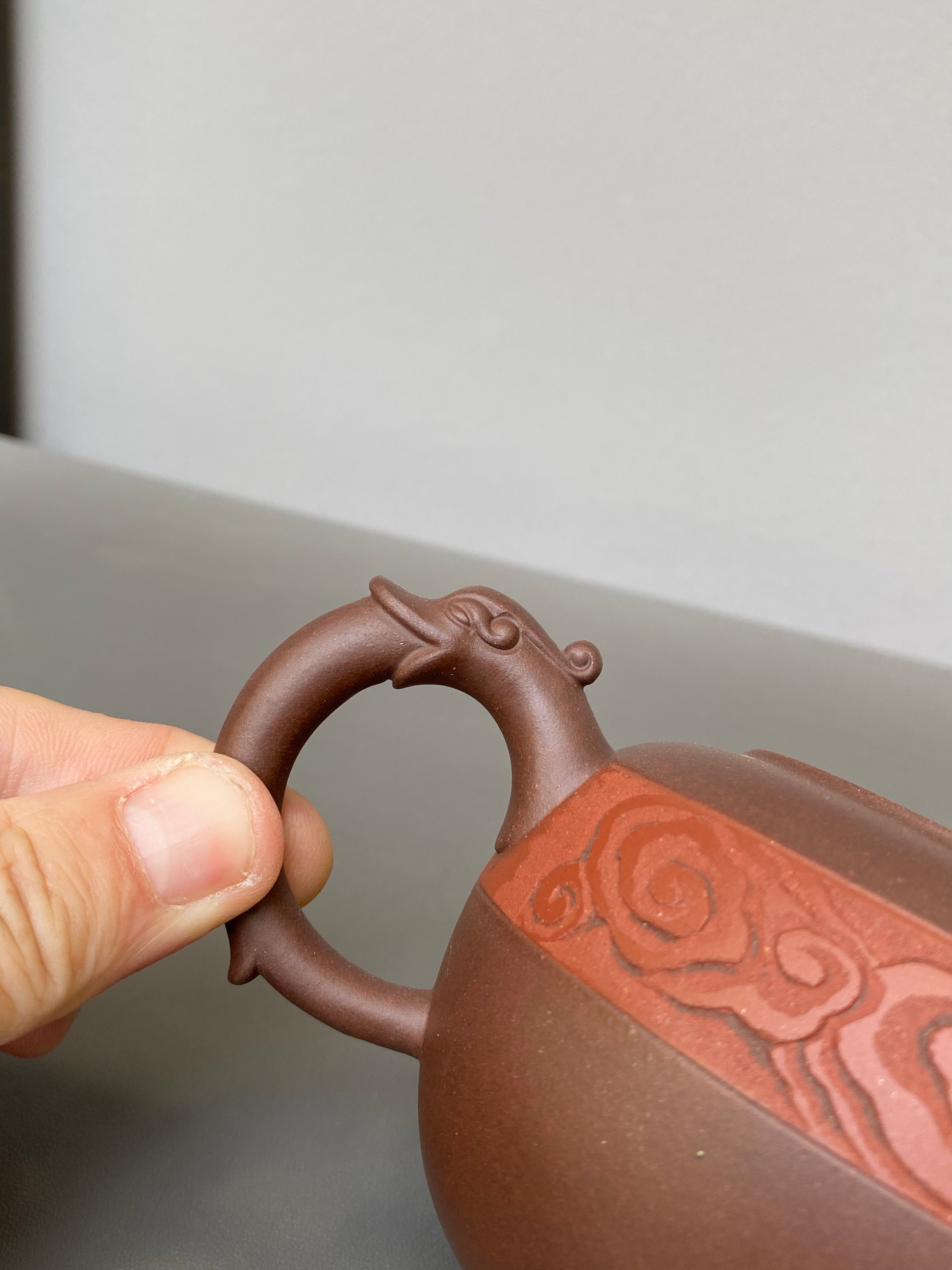 储立之大师 中国陶瓷艺术终身成就奖获得者 典藏重器【云纹祥瑞壶】原矿优质紫泥·380cc