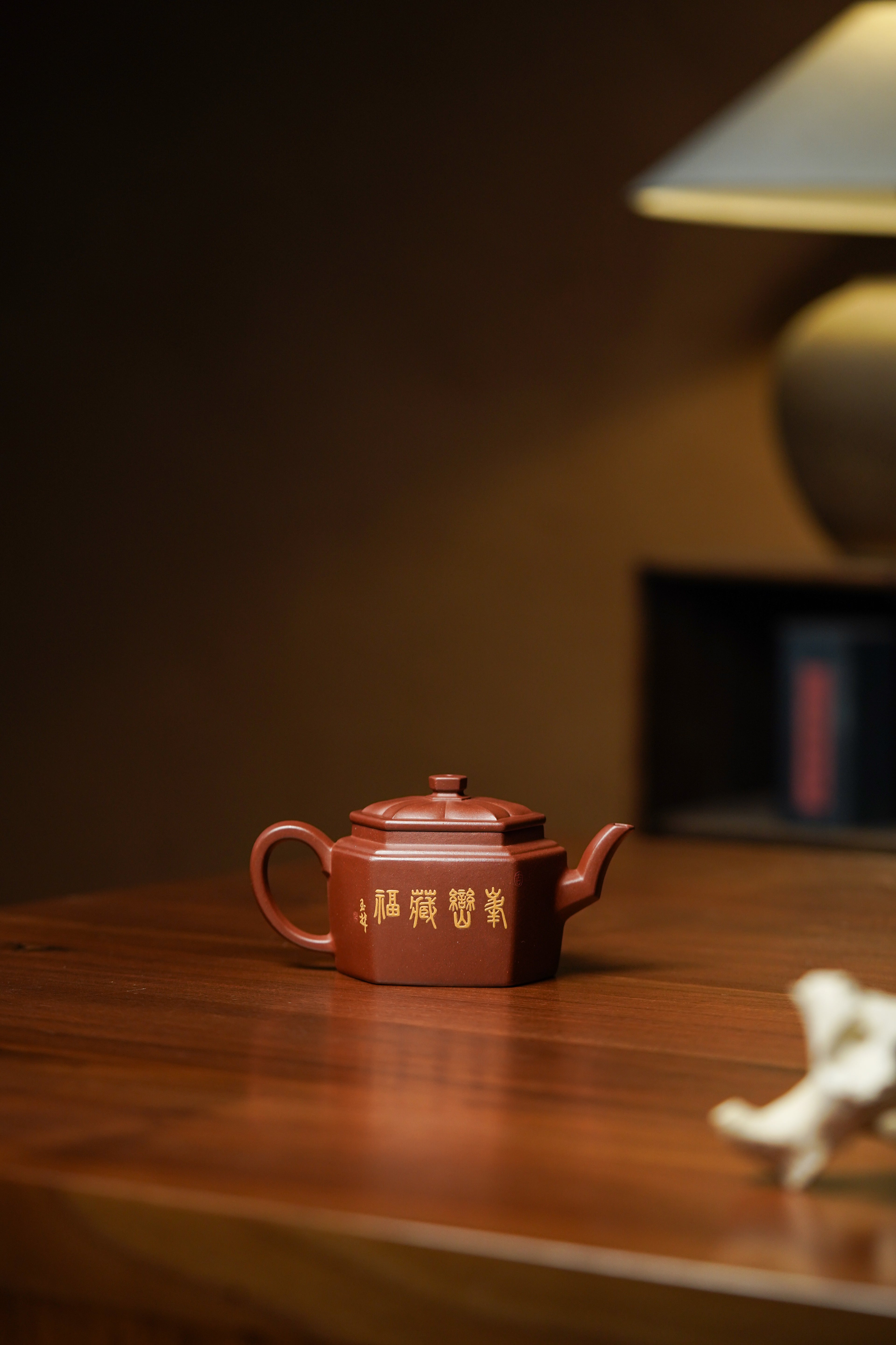 重器新品👍双宗师合璧·紫砂史巅峰 🇨🇳 紫砂界天花板｜何光宏·邱玉林联袂创作《六方锦绣壶》原矿优质底槽清·150cc
