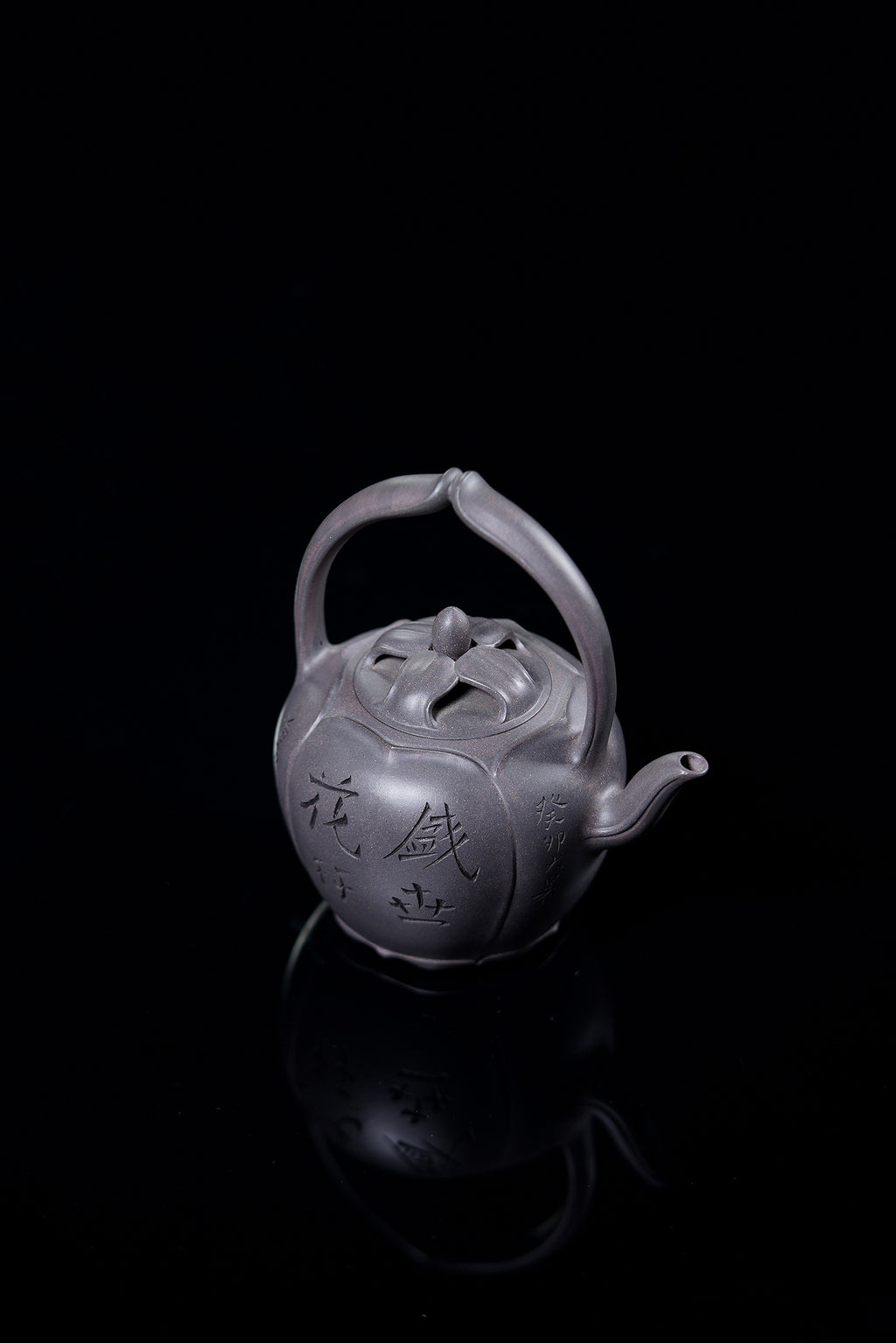 储立之大师 中国陶瓷艺术终身成就奖获得者 典藏重器【玉兰提梁壶】原矿优质青灰段·450cc