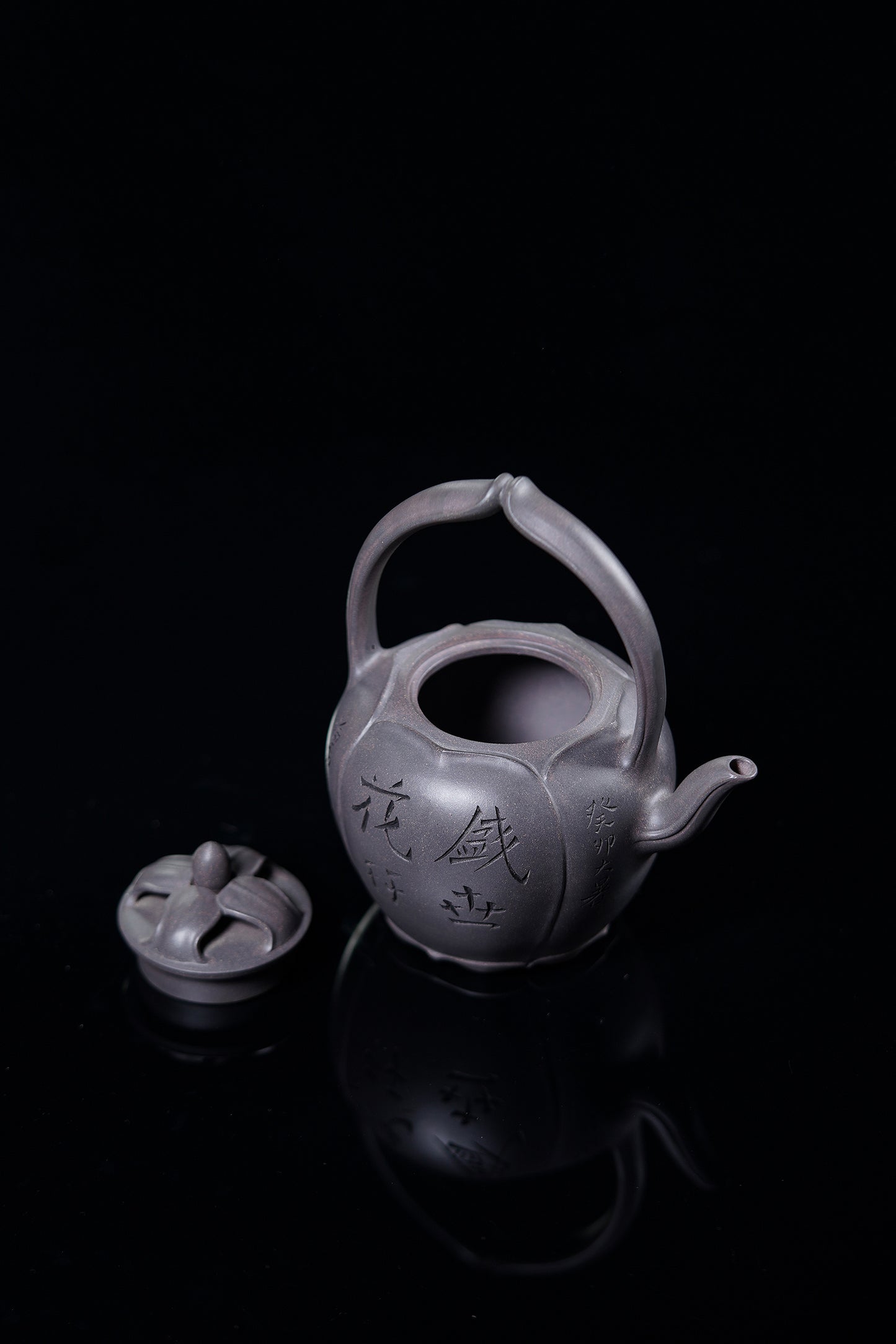 储立之大师 中国陶瓷艺术终身成就奖获得者 典藏重器【玉兰提梁壶】原矿优质青灰段·450cc