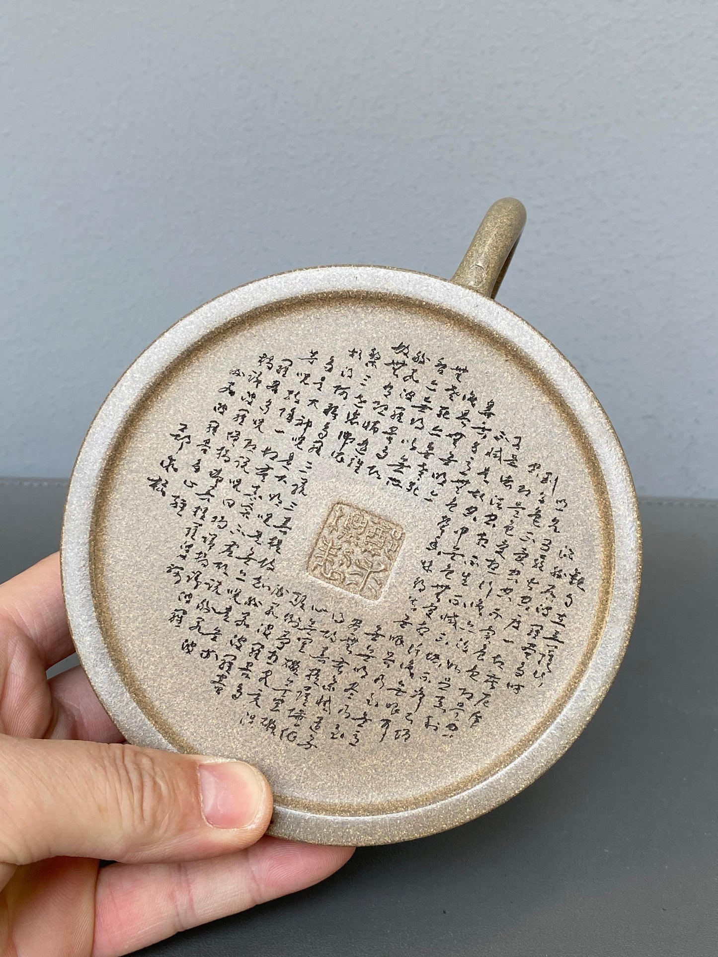 一器藏心经·紫砂纳万福｜郑求标大师｜双心经至尊臻品【心经半月壶】原矿极品青段·320cc