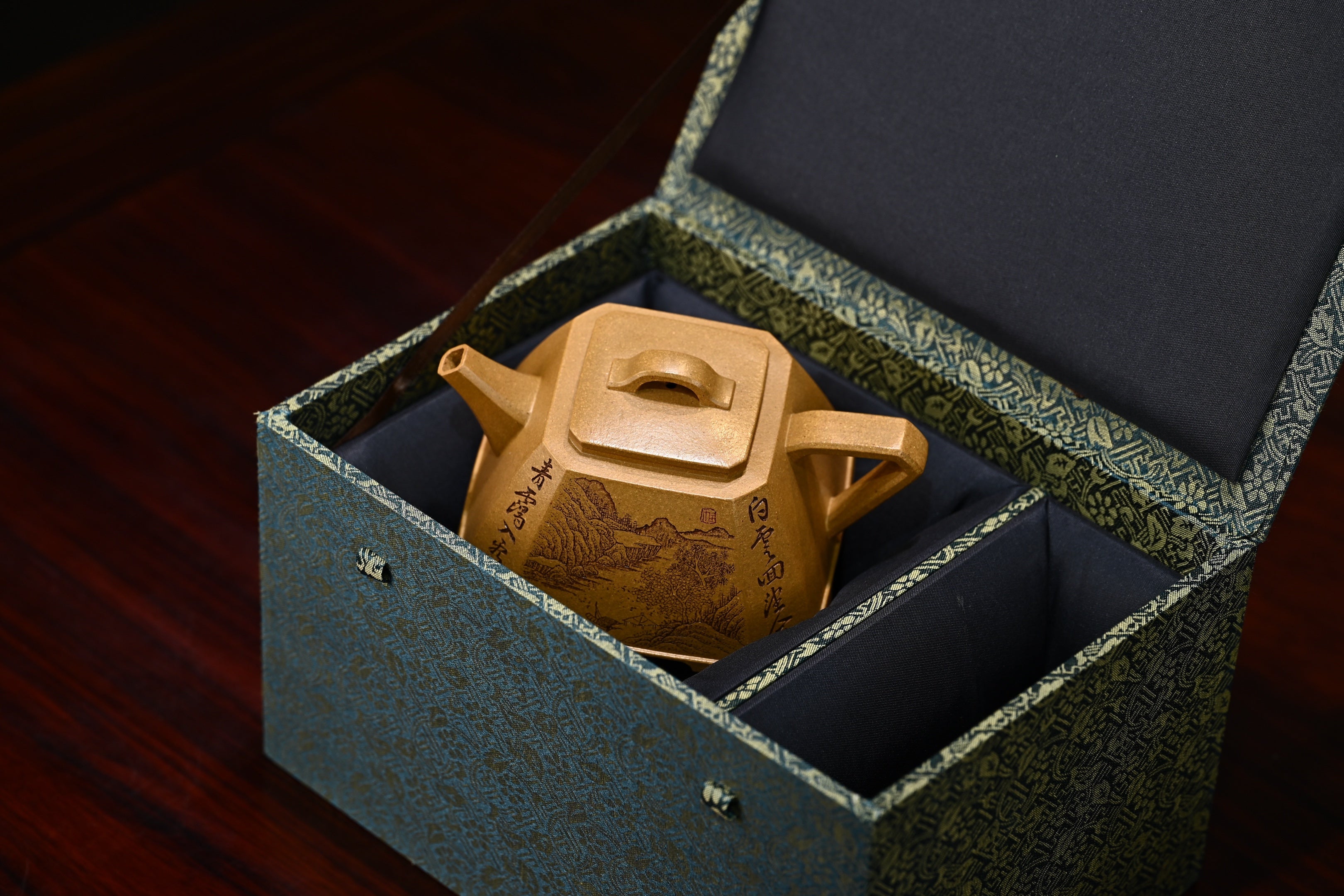 雅方·全手工/省名人研高许学芳作品 /容量300cc/一厂黄金段
