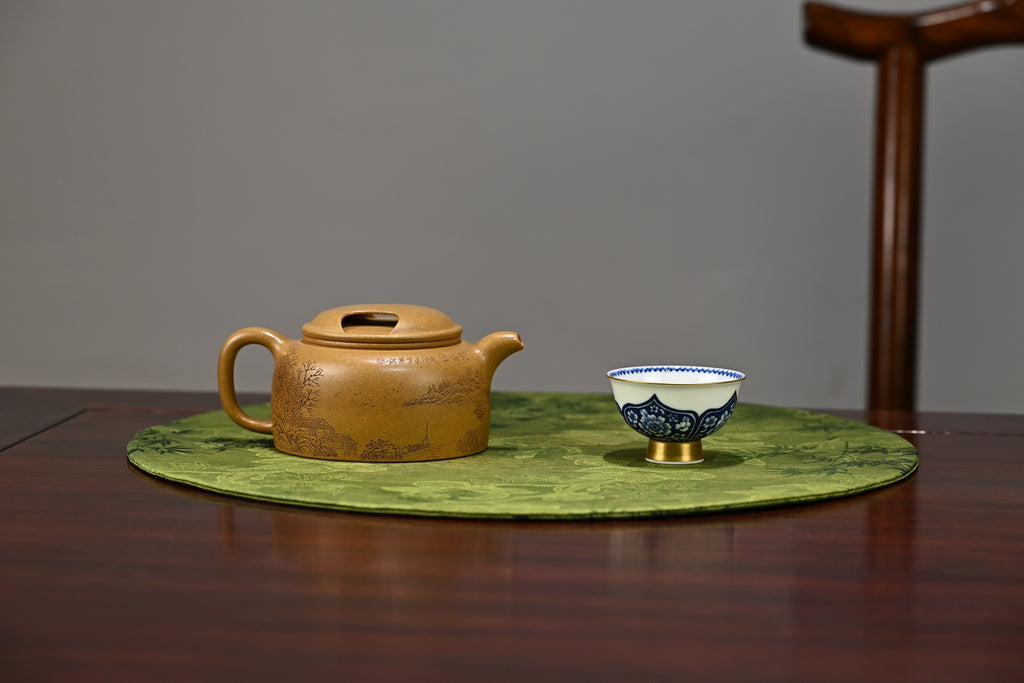 牛盖莲子·全手工 /高工高卫萍作品 /容量330cc/原矿段泥