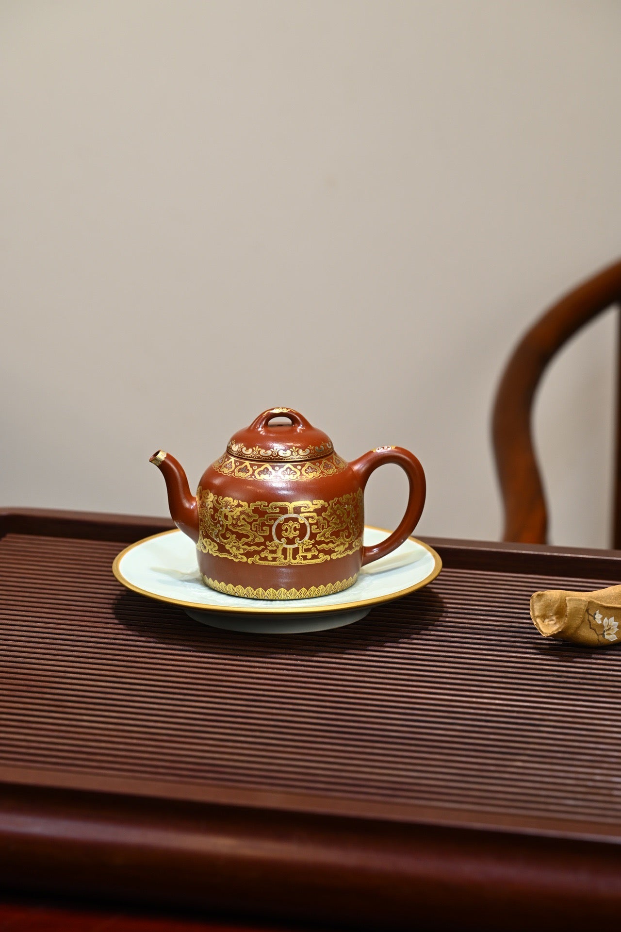 双龙戏珠·原创作品 /卓金千里（卓金工匠）顶级珐琅彩作品 /容量400cc/朱泥珐琅彩+24K真金