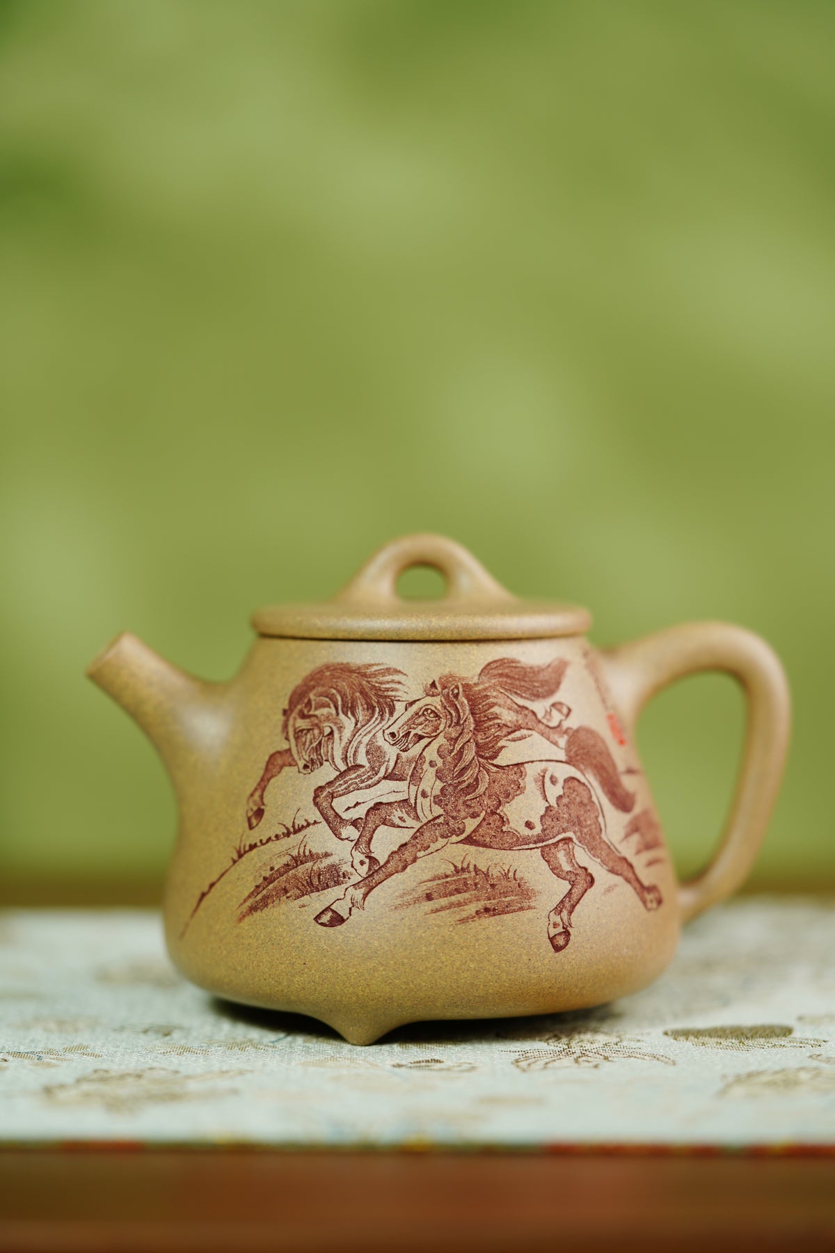 中华神刀·刻绘巅峰 杨喜雨大师顶流臻品·博物馆馆藏同款《高石瓢壶》十二生肖马 原矿优质段泥·230cc - ZishaTeapotChina