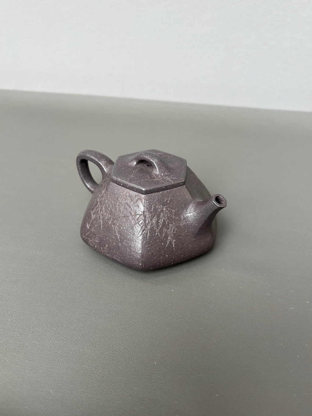 耿浩方壶 礼藏双绝🇨🇳 紫砂80后方器巨匠·耿浩巅峰之作《心舟石瓢壶》原矿极品天清泥·190cc