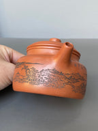 宏林山水·礼藏天下｜陈宏林大师传世巅峰臻品【德钟壶】原矿极品清水泥·200cc紫砂山水陶刻天花板·陈宏林亲工
