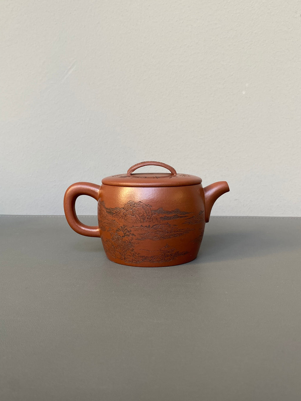 宏林山水·礼藏天下｜陈宏林大师传世巅峰臻品【汉瓦壶】原矿极品底槽清·280cc 紫砂山水陶刻天花板·陈宏林亲工