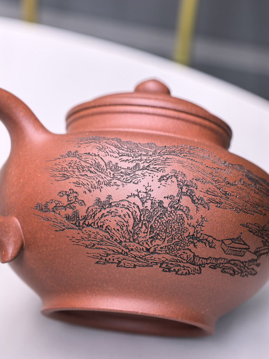 宏林山水·礼藏天下｜陈宏林大师传世巅峰臻品【笑樱壶】原矿极品底槽清·420cc紫砂山水陶刻天花板·陈宏林亲工