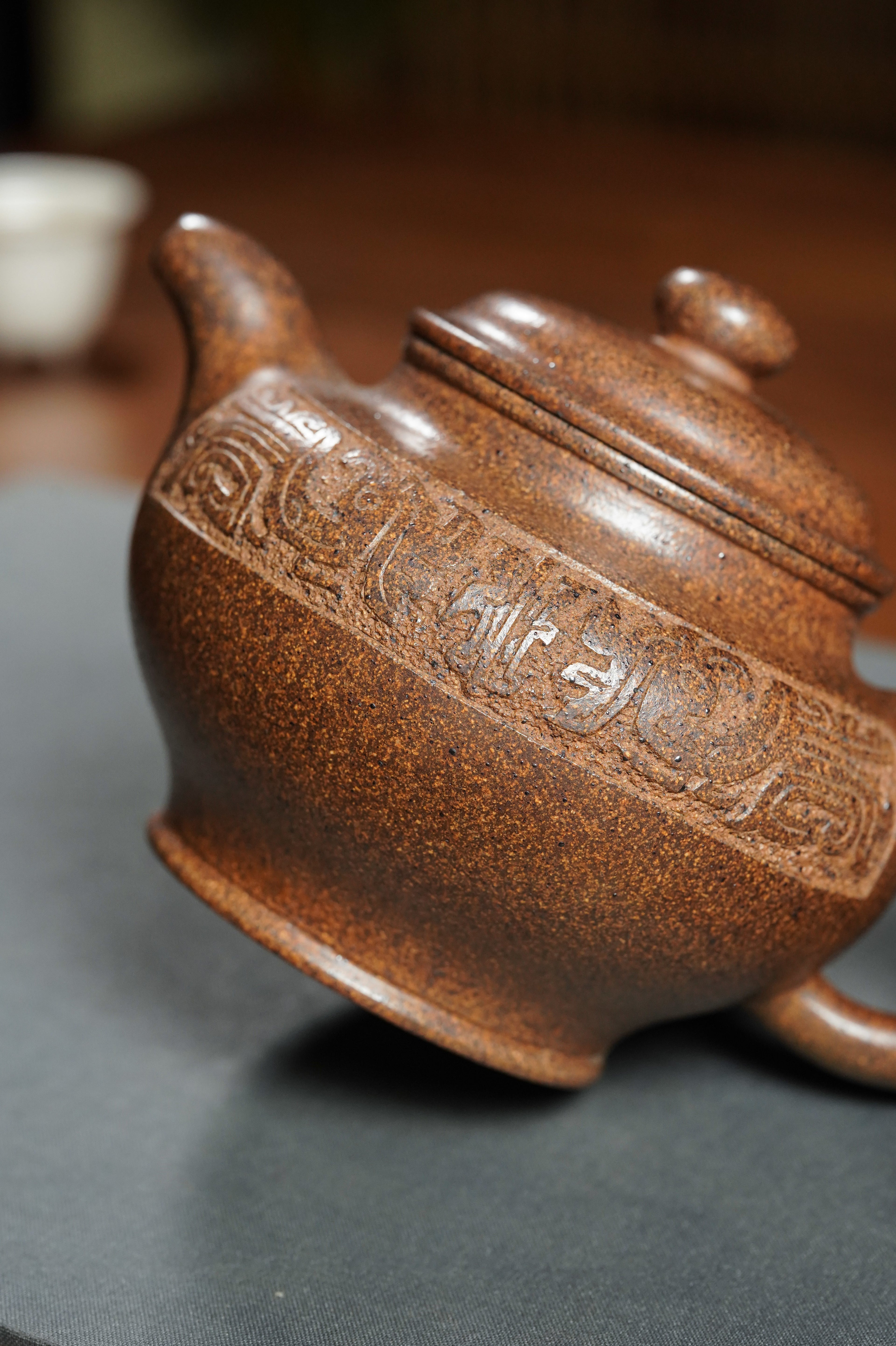 范泽锋大师高徒·省大师邱爽紫砂潜力重器【掇只壶】原矿优质黄金段柴烧·310cc