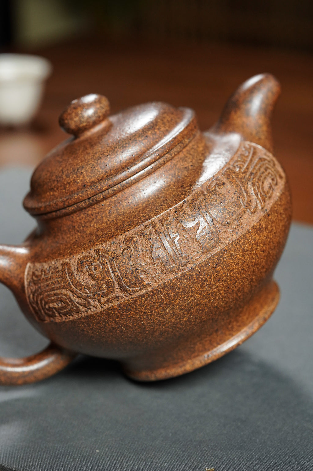范泽锋大师高徒·省大师邱爽紫砂潜力重器【掇只壶】原矿优质黄金段柴烧·310cc