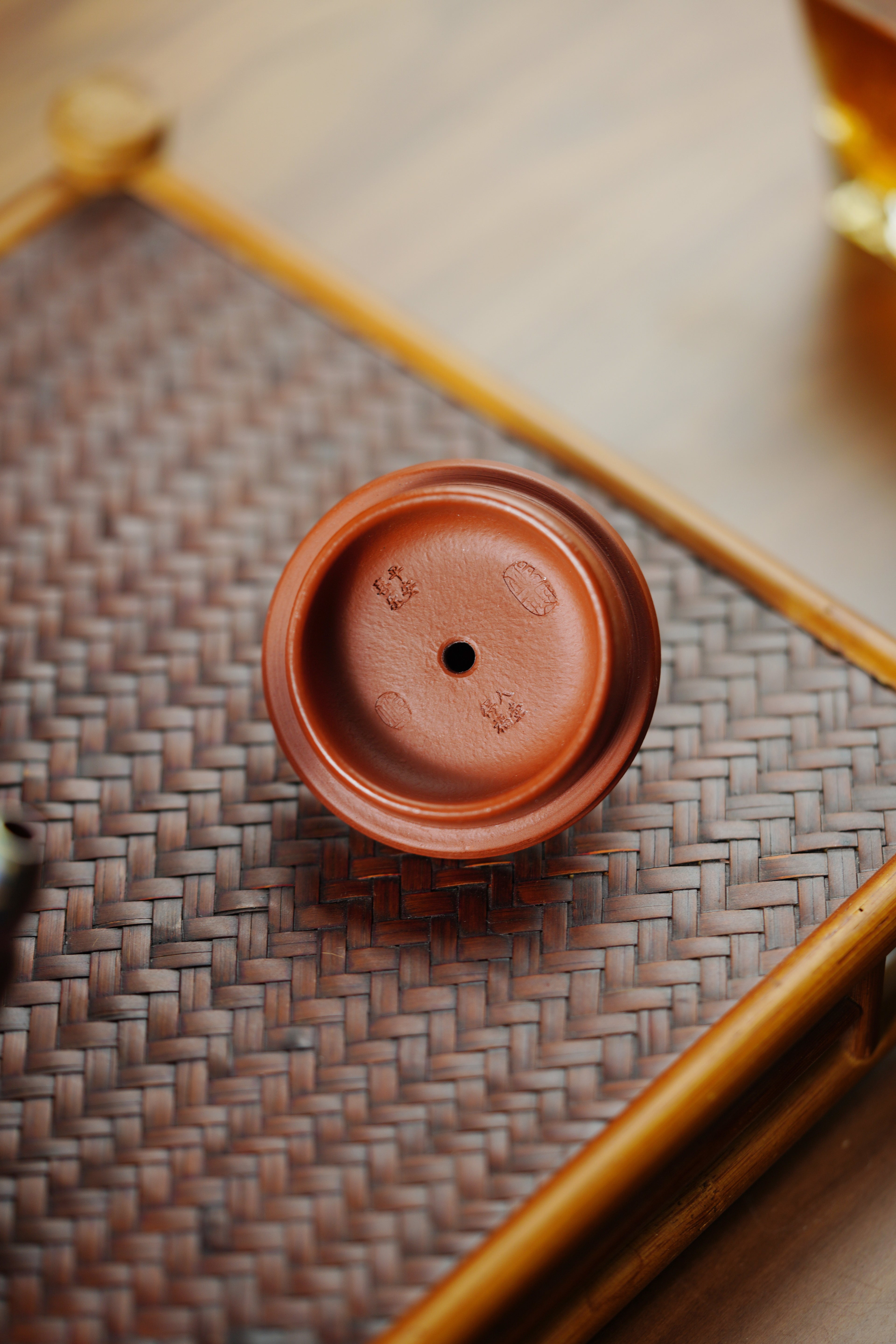 范泽锋大师高徒·省大师邱爽紫砂潜力重器【莲子壶】原矿优质大红袍·280cc(紫晶贝壳烧) - ZishaTeapotChina