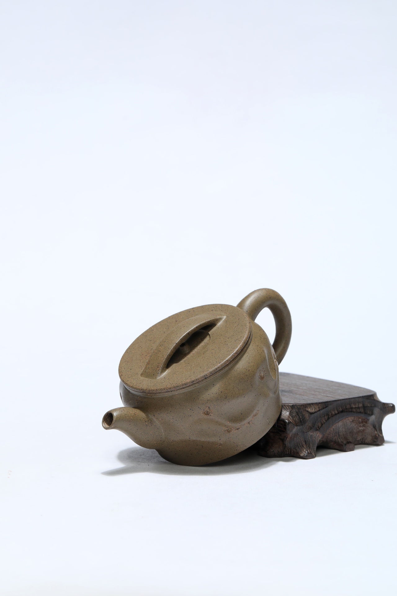 紫砂珍藏级精品｜省大师吴培林高徒·王雅丽 制【汉瓦壶】矿标级老青段·150cc（古法高温还原烧）