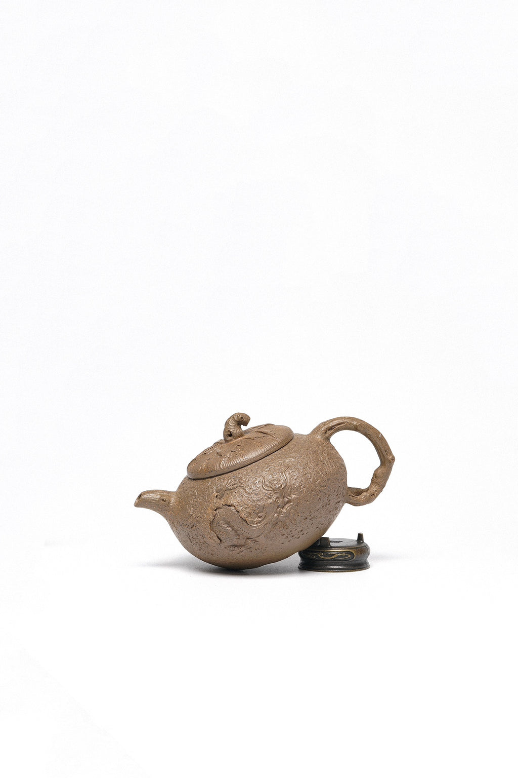 紫砂珍藏级精品｜省大师吴培林高徒·王雅丽 制【隐龙供春壶】原矿黄金段柴烧·220cc工艺美术师 王雅丽