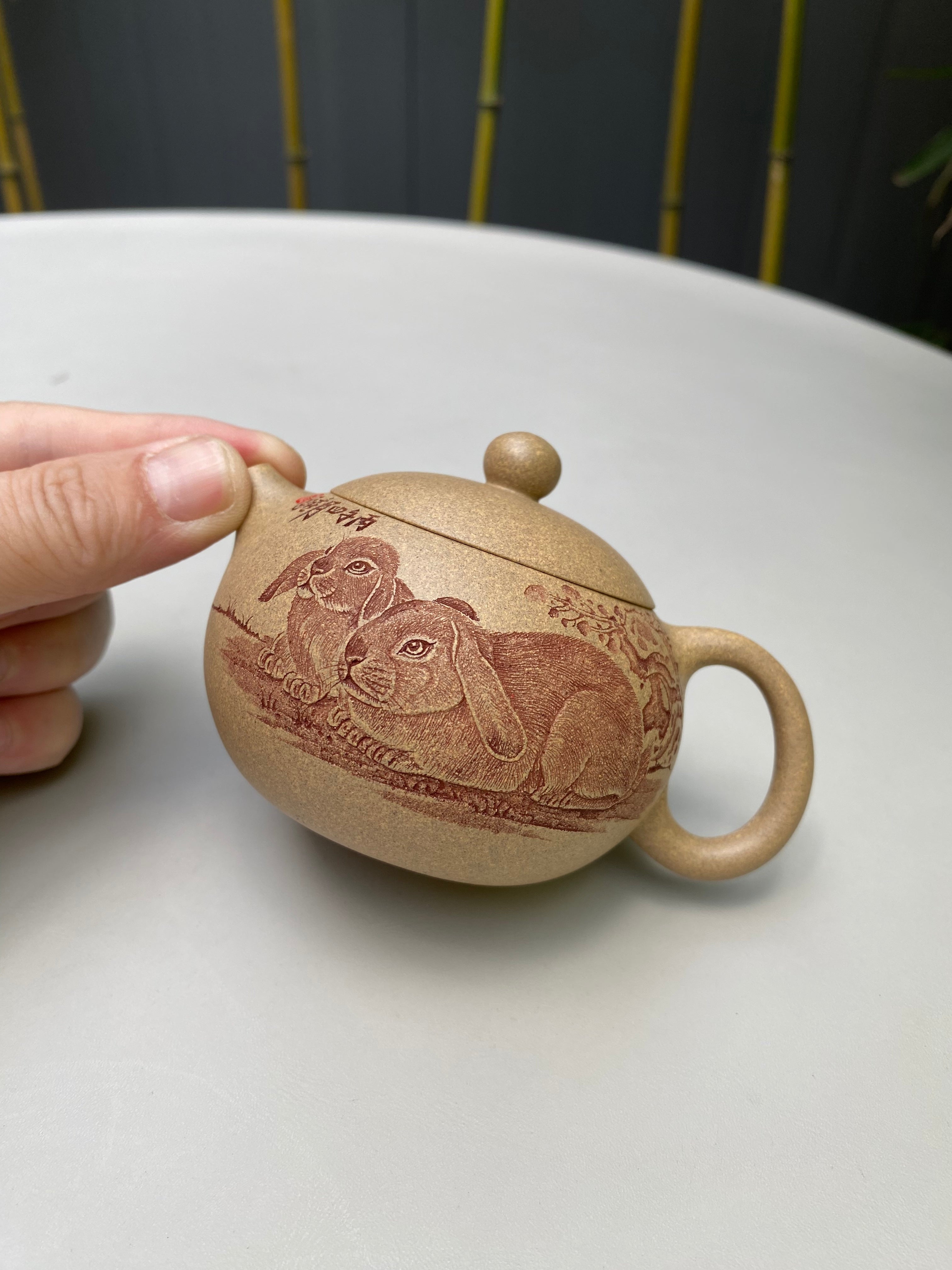 中华神刀·刻绘巅峰 杨喜雨大师顶流臻品《西施壶》原矿优质段泥·160cc ——紫砂刻绘全能艺术名家·杨喜雨 亲工