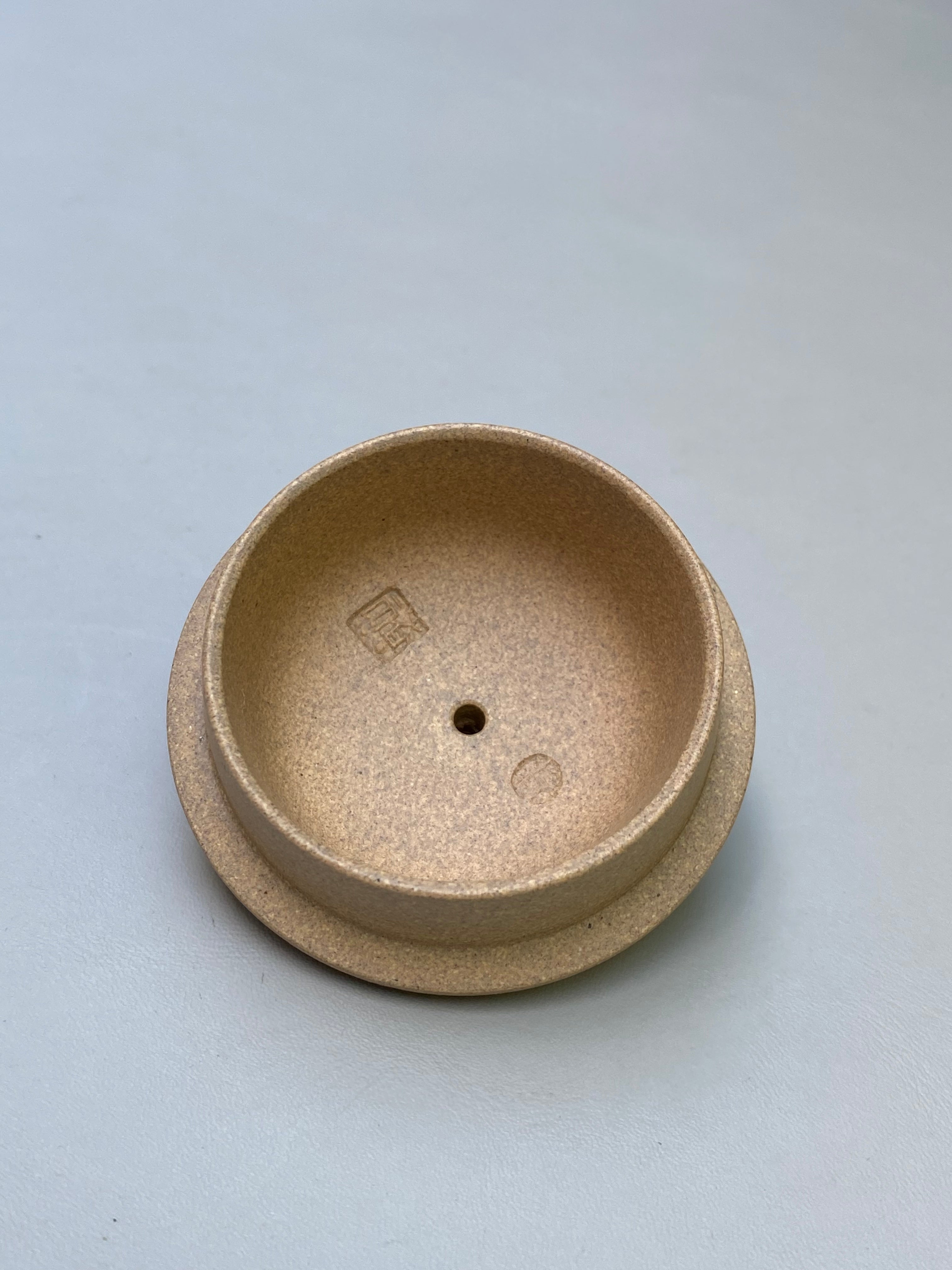 中华神刀·刻绘巅峰 🇨🇳杨喜雨大师顶流臻品《德钟壶》原矿优质段泥·130cc ——紫砂刻绘全能艺术名家·杨喜雨 亲工
