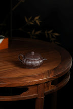 范大生嫡脉｜范秀芳制 范伟群装饰｜双省大师联诀紫砂臻品《菱花周盘壶》原矿优质紫泥·180cc（入册款代表作）