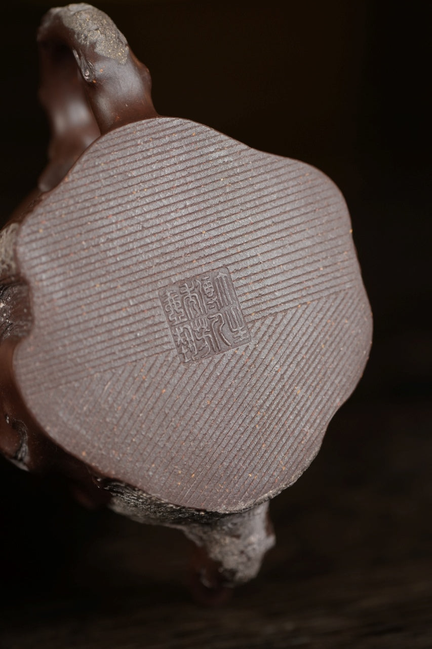 范大生嫡脉·江苏省大师范秀芳·紫砂臻品《小梅桩壶》原矿优质紫泥·180cc