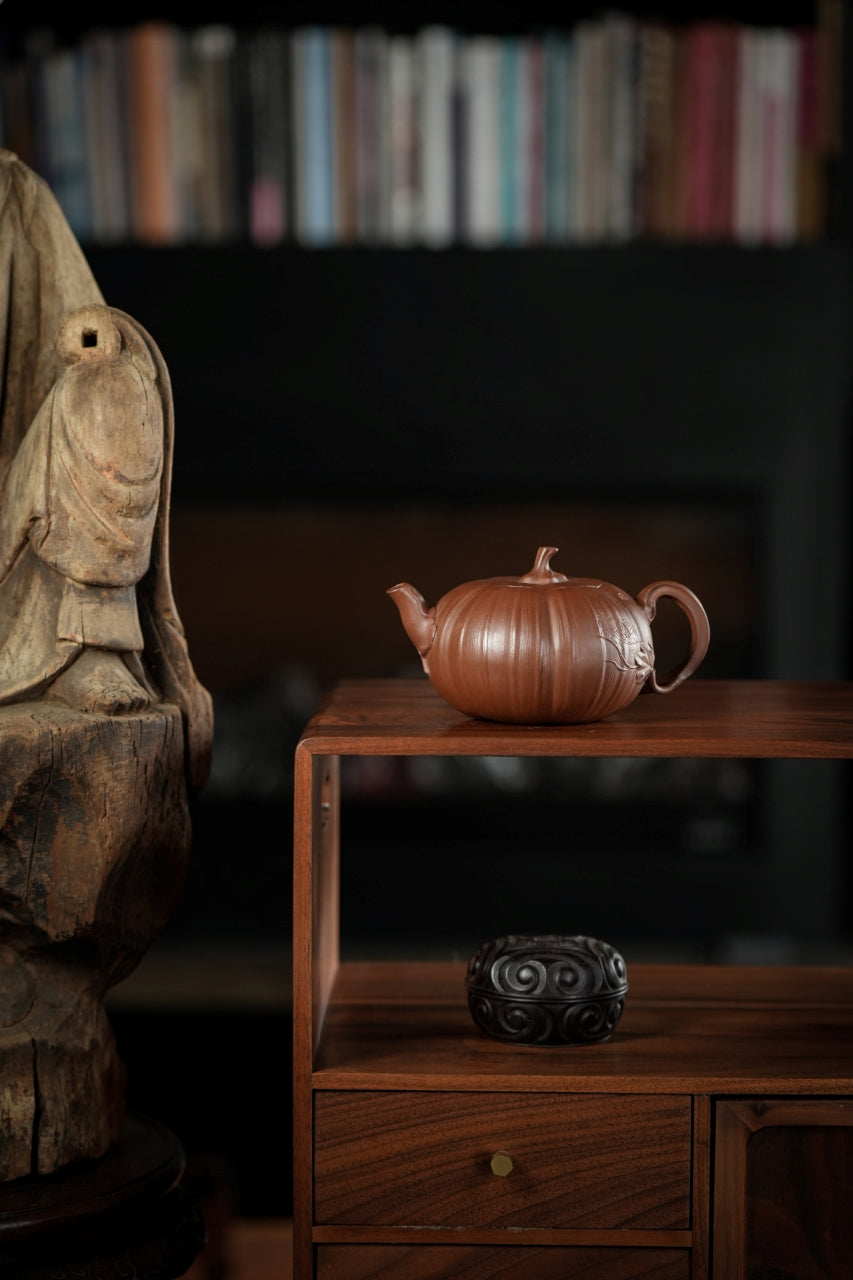 范大生嫡脉｜范秀芳制 范伟群装饰｜双省大师联诀紫砂臻品《大生南瓜壶》原矿优质老段泥·280cc（入册款代表作）