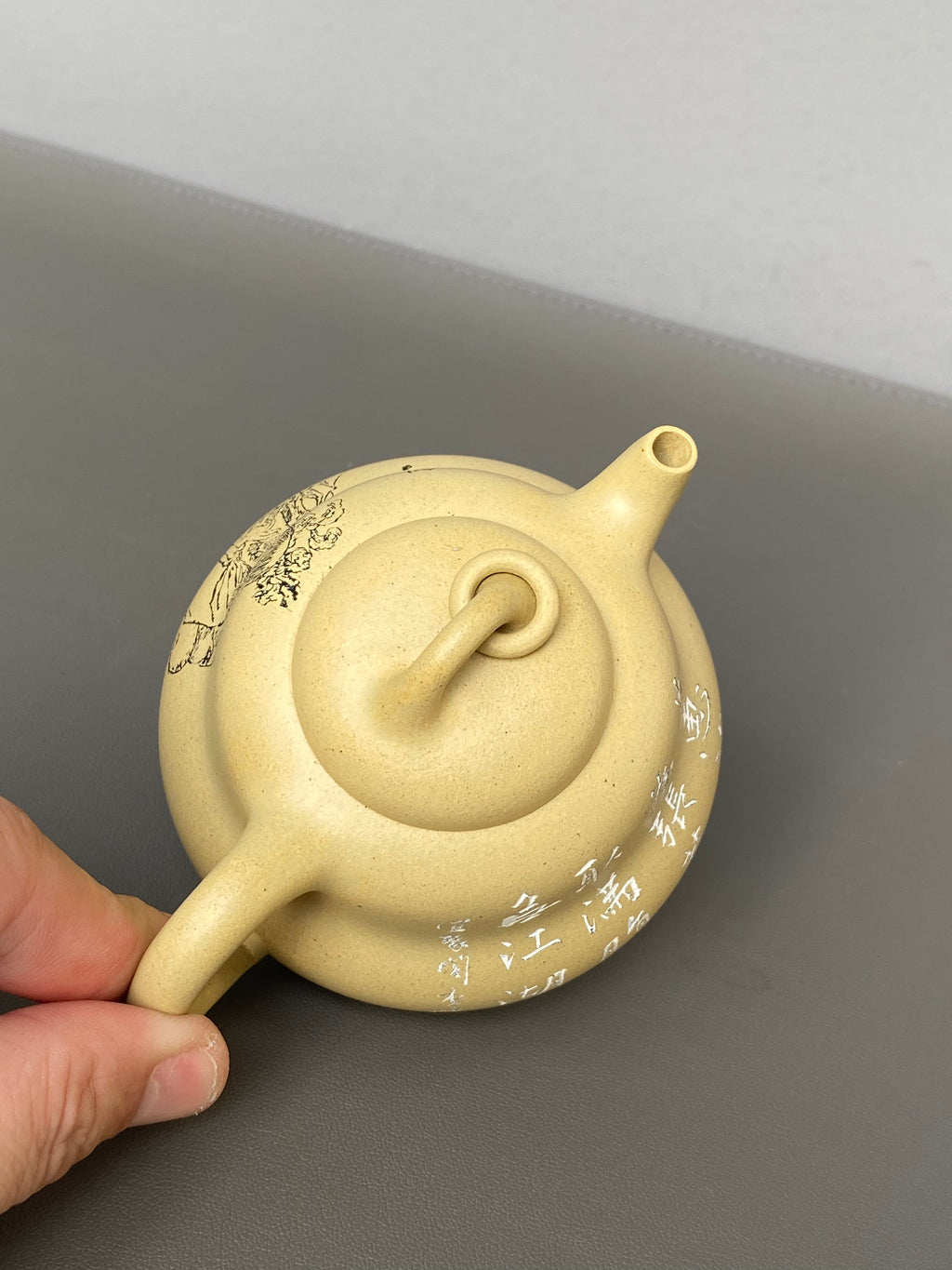 紫砂界陶刻艺术名家·李峰臻品《葫芦壶》原矿优质本山绿·180cc ——国大师吴鸣高徒·李峰亲工