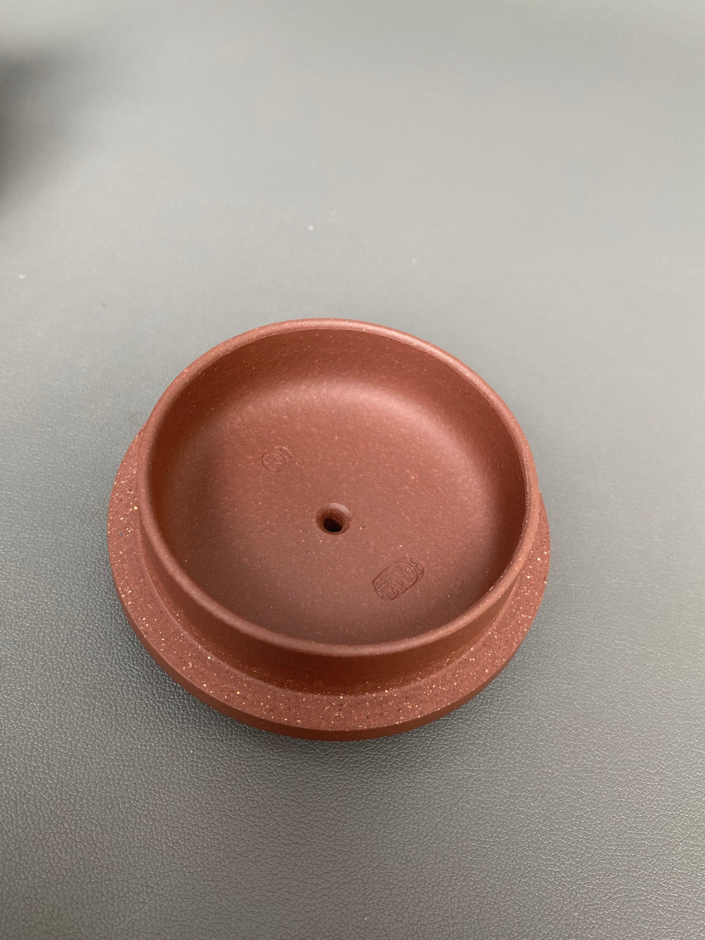 紫砂界陶刻艺术名家·李峰臻品《周盘壶》原矿优质底槽清·180cc ——国大师吴鸣高徒·李峰亲工