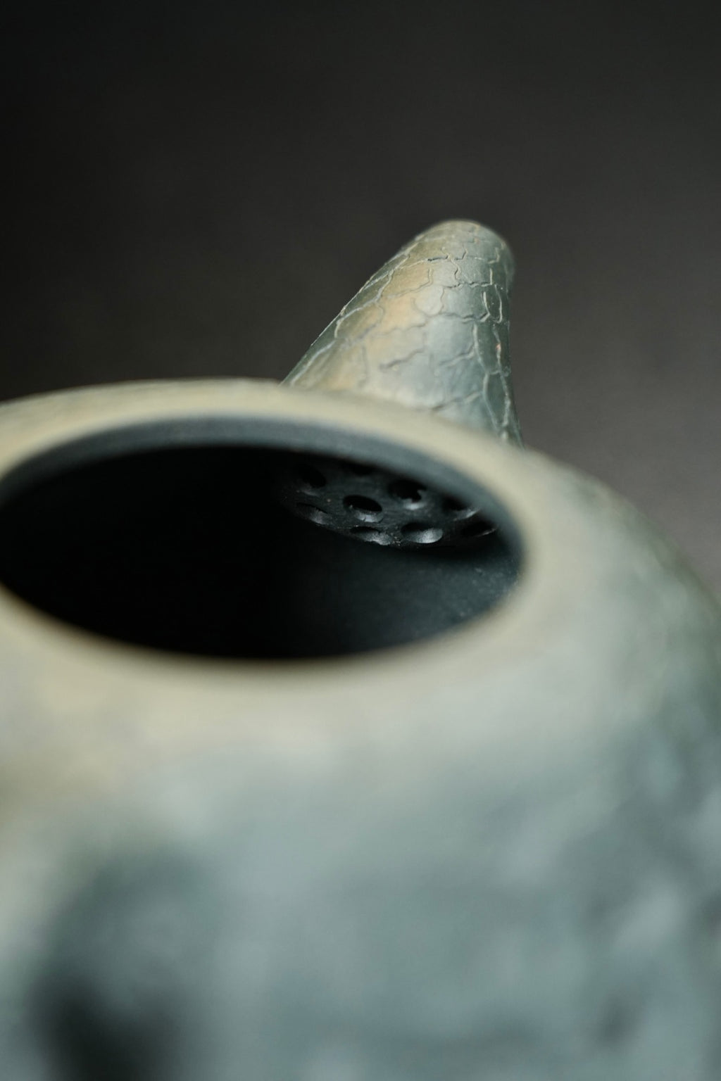 【耿浩新品·隐龙供春壶】｜同顺号百年传承｜隐龙藏福 礼藏双绝——优质苏门答腊青·280cc