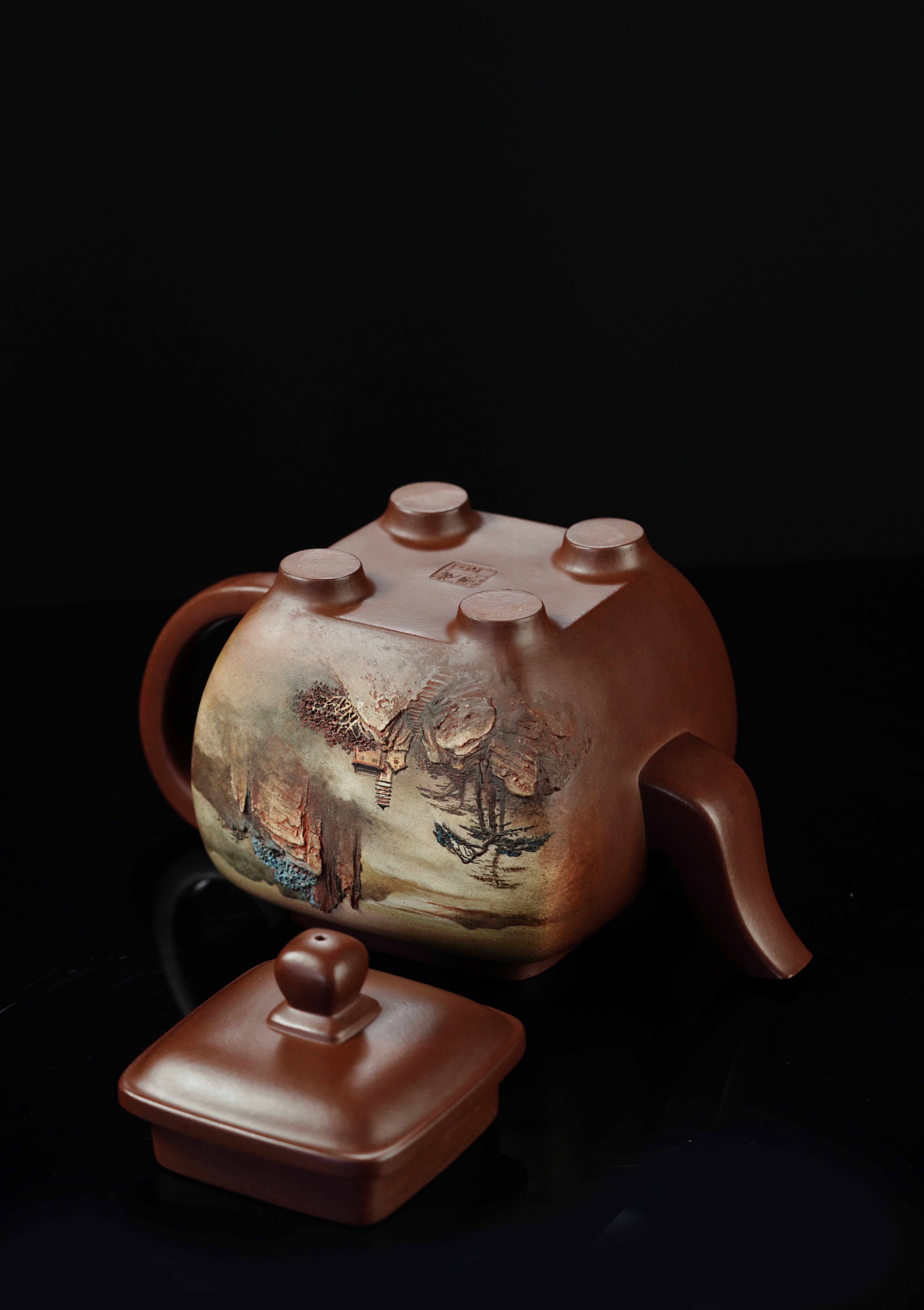双宗师合璧·紫砂史巅峰&nbsp; 紫砂界天花板｜何光宏·邱玉林联袂创作孤品《鸣远四方壶》原矿优质底槽清·1500cc