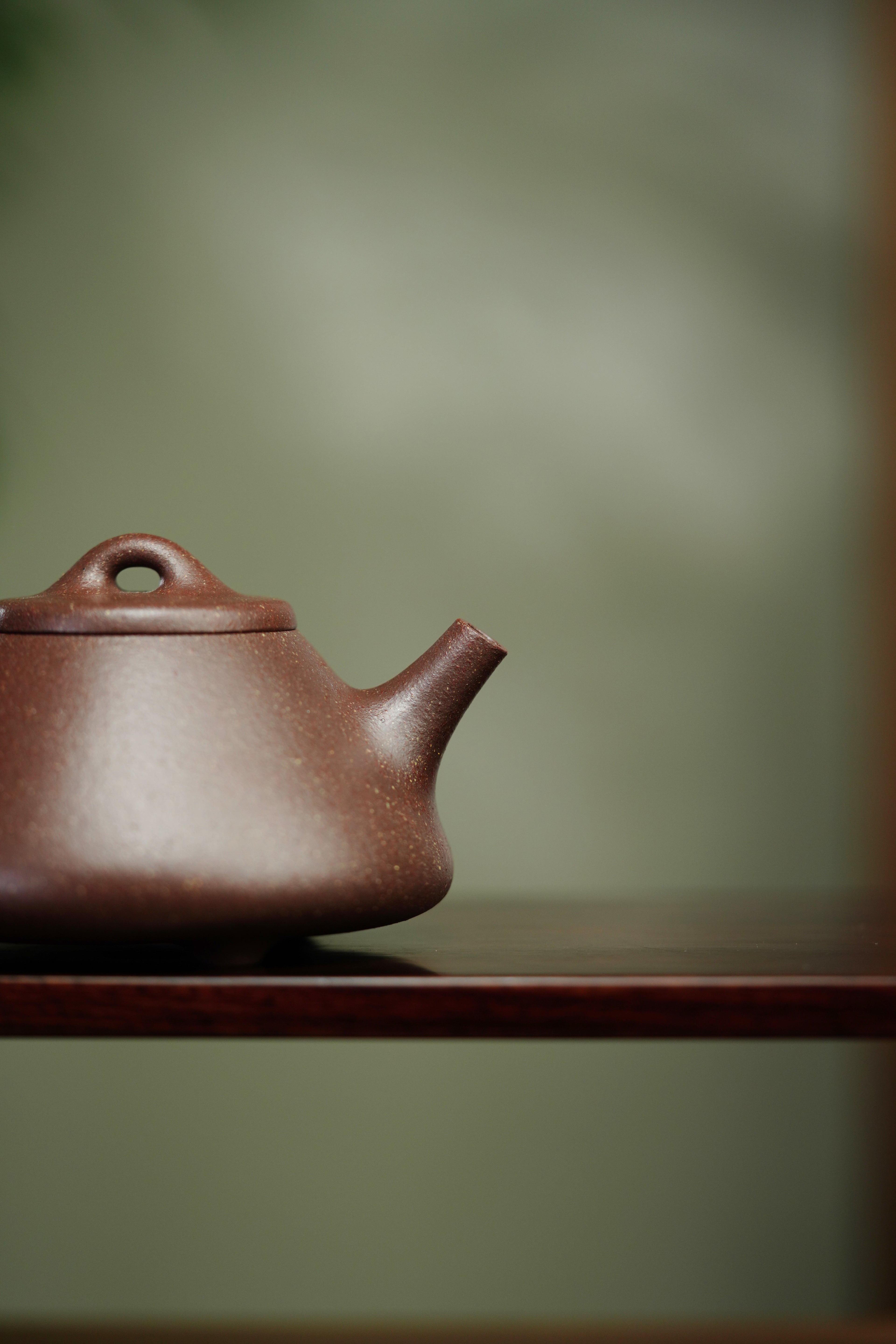 范泽锋高徒·邱爽紫砂潜力重器《子冶石瓢壶》原矿优质紫玉金砂·220cc ——江苏省级大师·邱爽 亲制