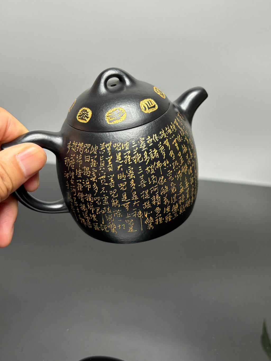 一器藏心经·紫砂纳万福｜郑求标大师｜双心经至尊禅意臻品【秦权壶】原矿优质朱泥还原烧·260cc