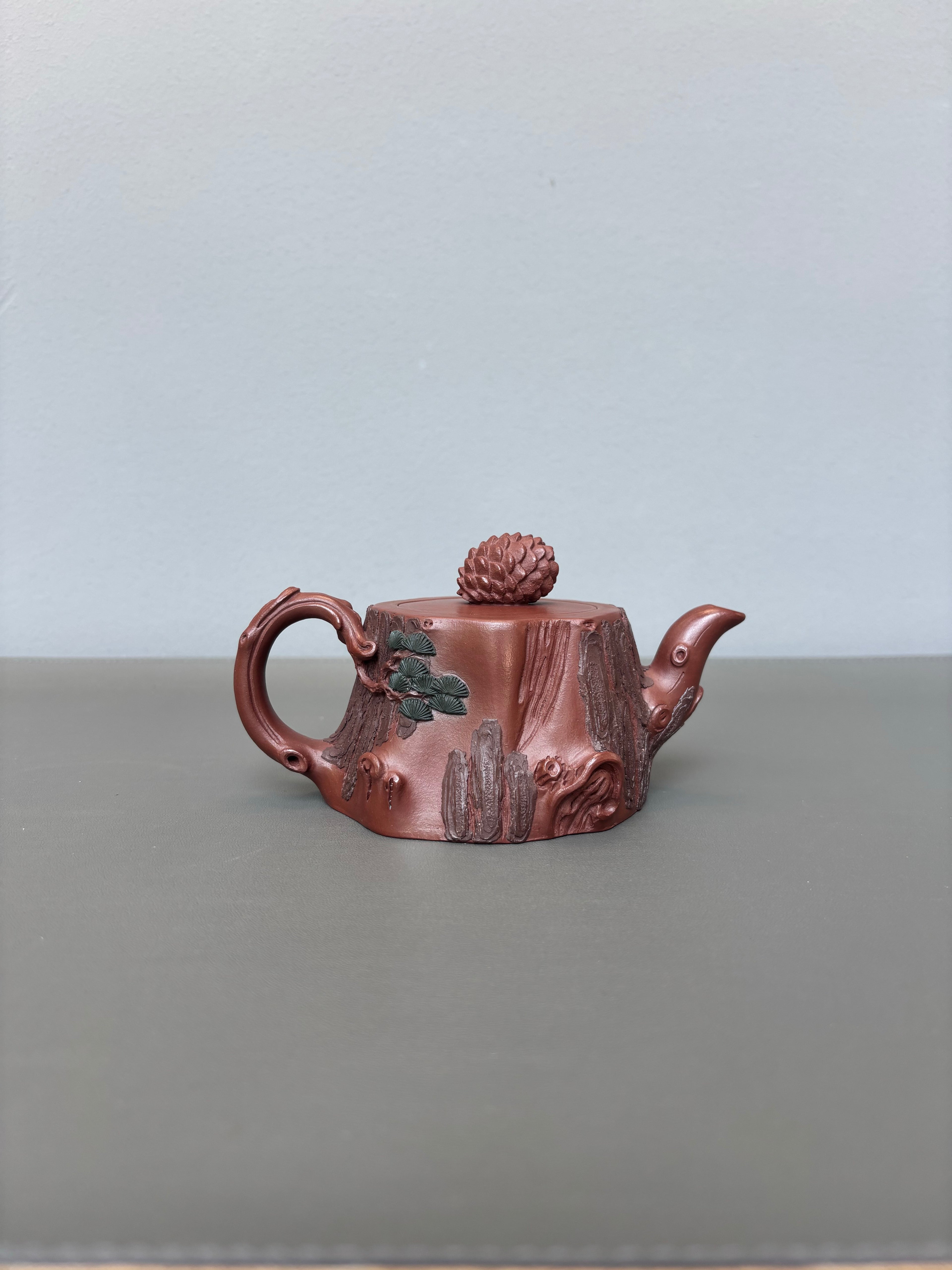 蒋蓉之女 传世花器｜蒋艺华·非遗紫砂顶流重器《松桩壶》原矿优质底槽清·200cc