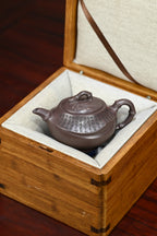 逍遥竹·全手工（省大师桑黎兵刻绘+双证书）紫砂十二精英之首，省大师桑黎兵儿子桑崧杰作品 容量210cc/特级紫罗兰