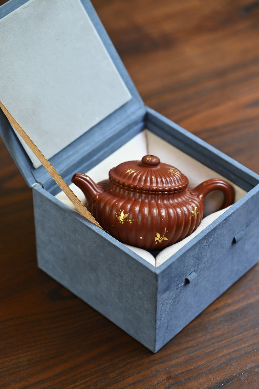 筋纹仿古· 全手工 大拍陶手雷罡作品（师承范伟群）/容量230cc/朱泥炝金