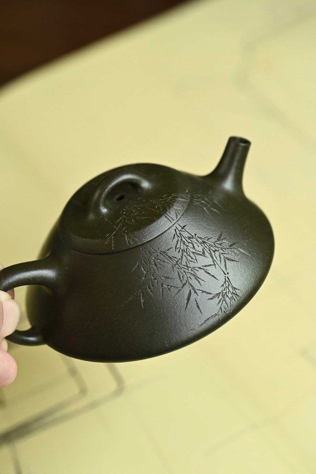 截盖石瓢·全手工 全手工大赛一等奖，招商杯金奖祁令军作品容量110cc/独家端绿泥