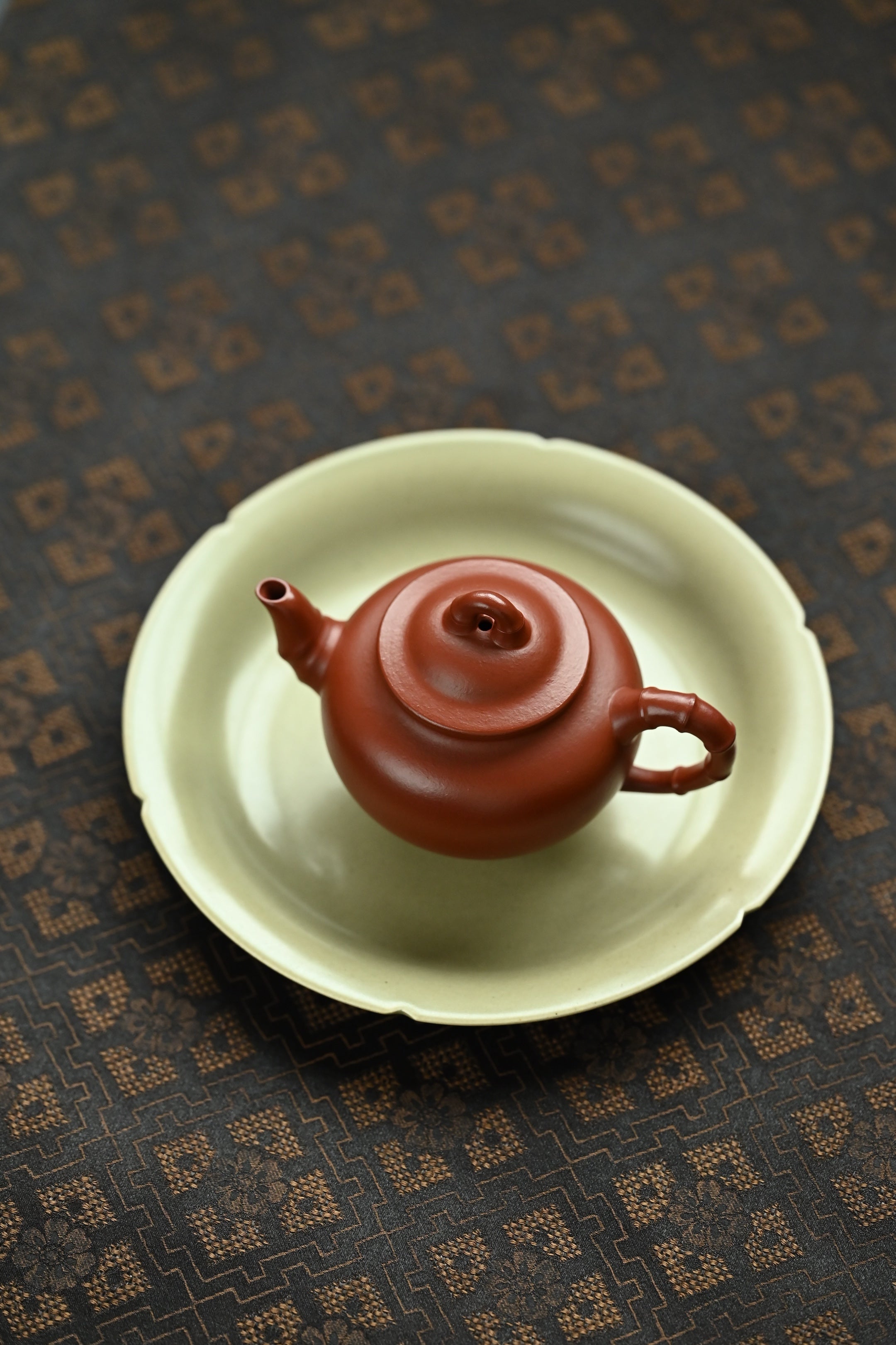 小竹春·全手工/范泽锋夫人国高工汤宣武作品 /容量120cc/龙德堂大红袍