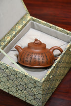 龙吟·全手工（省大师桑黎兵刻绘+双证书）/紫砂十二精英之首，省大师桑黎兵儿子桑崧杰作品 容量280cc/特级红泥