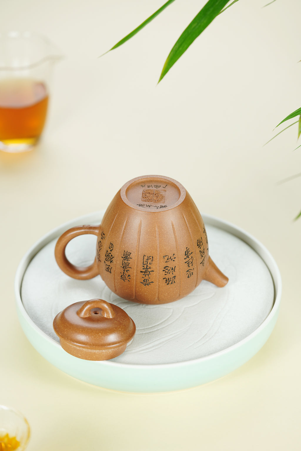 范大生嫡脉｜范秀芳制 范伟群装饰｜双省大师联诀紫砂臻品《含香壶》原矿优质黄降坡·260cc