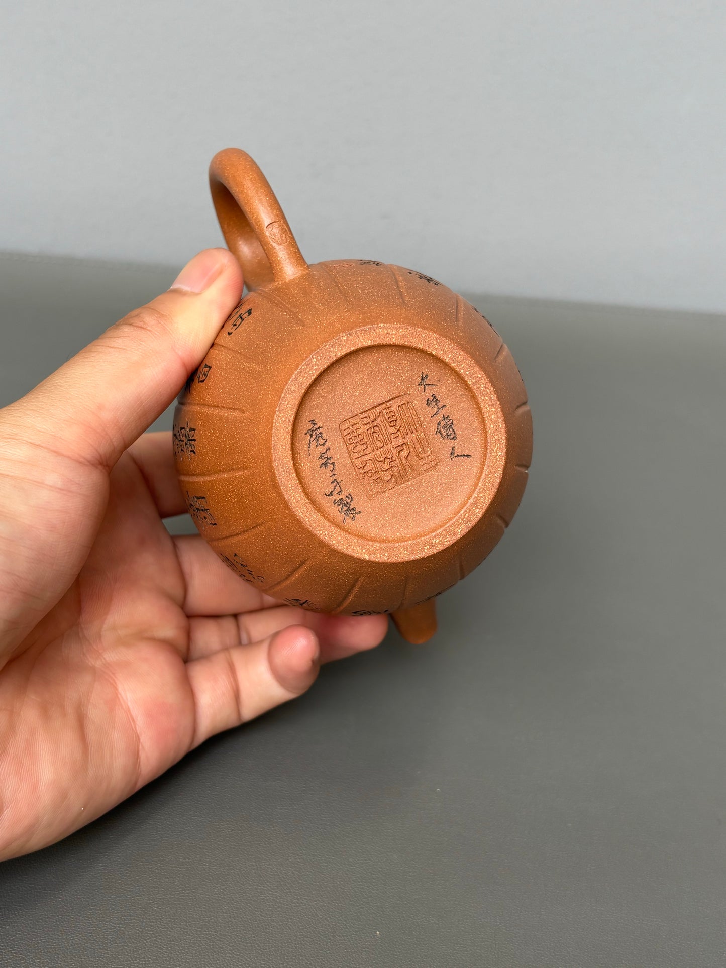 范大生嫡脉｜范秀芳制 范伟群装饰｜双省大师联诀紫砂臻品《含香壶》原矿优质黄降坡·260cc