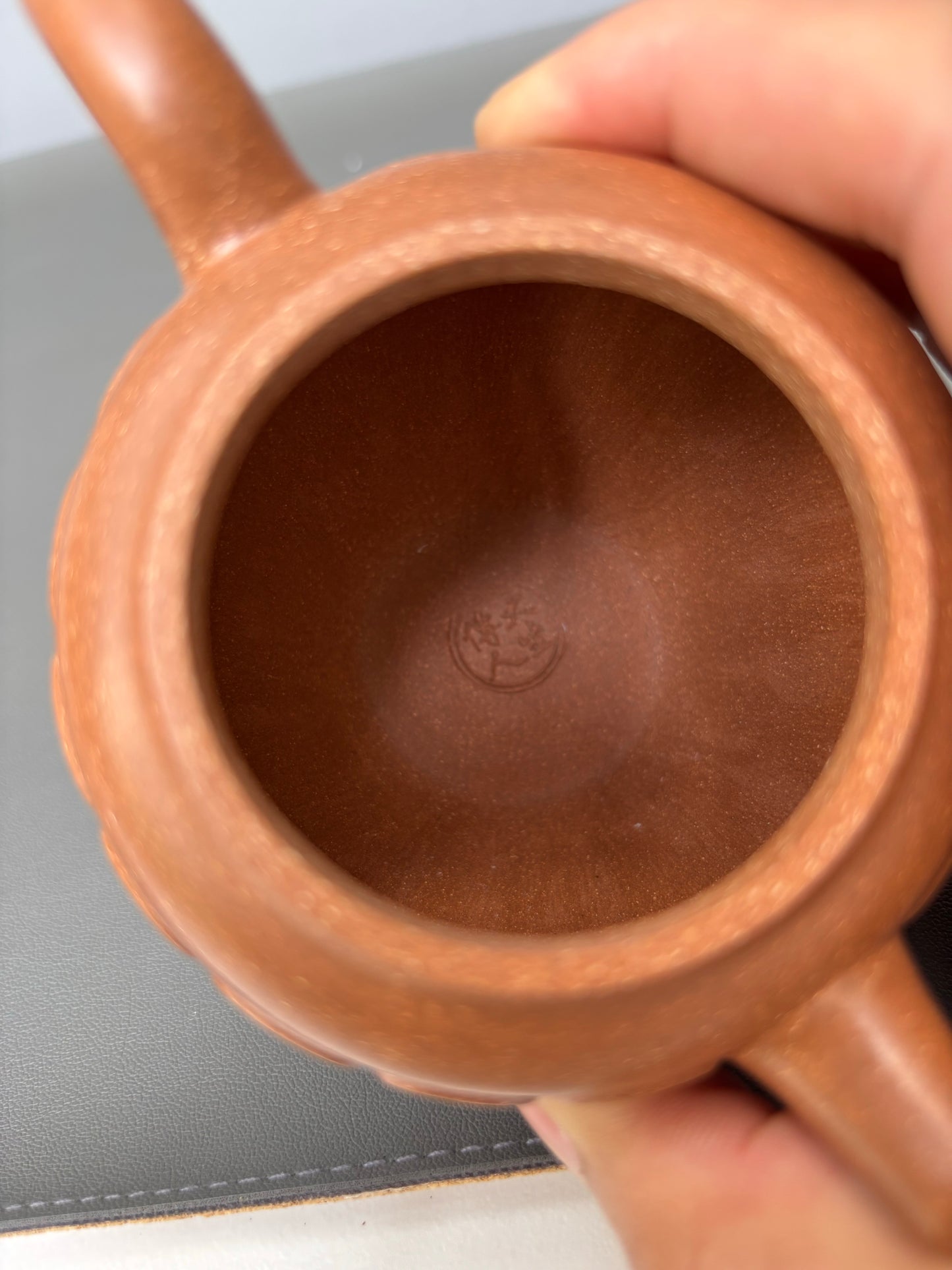 范大生嫡脉｜范秀芳制 范伟群装饰｜双省大师联诀紫砂臻品《含香壶》原矿优质黄降坡·260cc