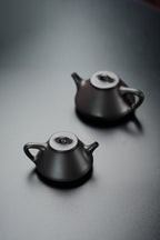 【清雅佳品】紫砂九隽·喻小芳高徒·正高级工艺美术师·沈更轶全手工制《子冶石瓢》原矿优质天清泥·小180cc·大280cc