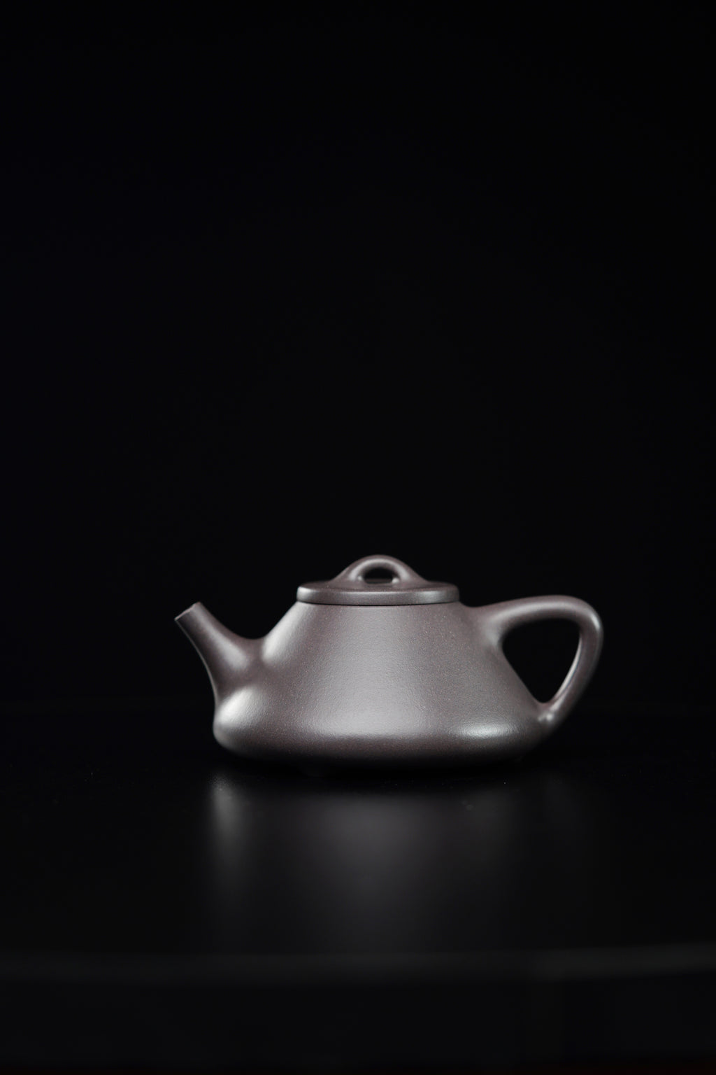 【清雅佳品】紫砂九隽·喻小芳高徒·正高级工艺美术师·沈更轶全手工制《子冶石瓢》原矿优质天清泥·小180cc·大280cc