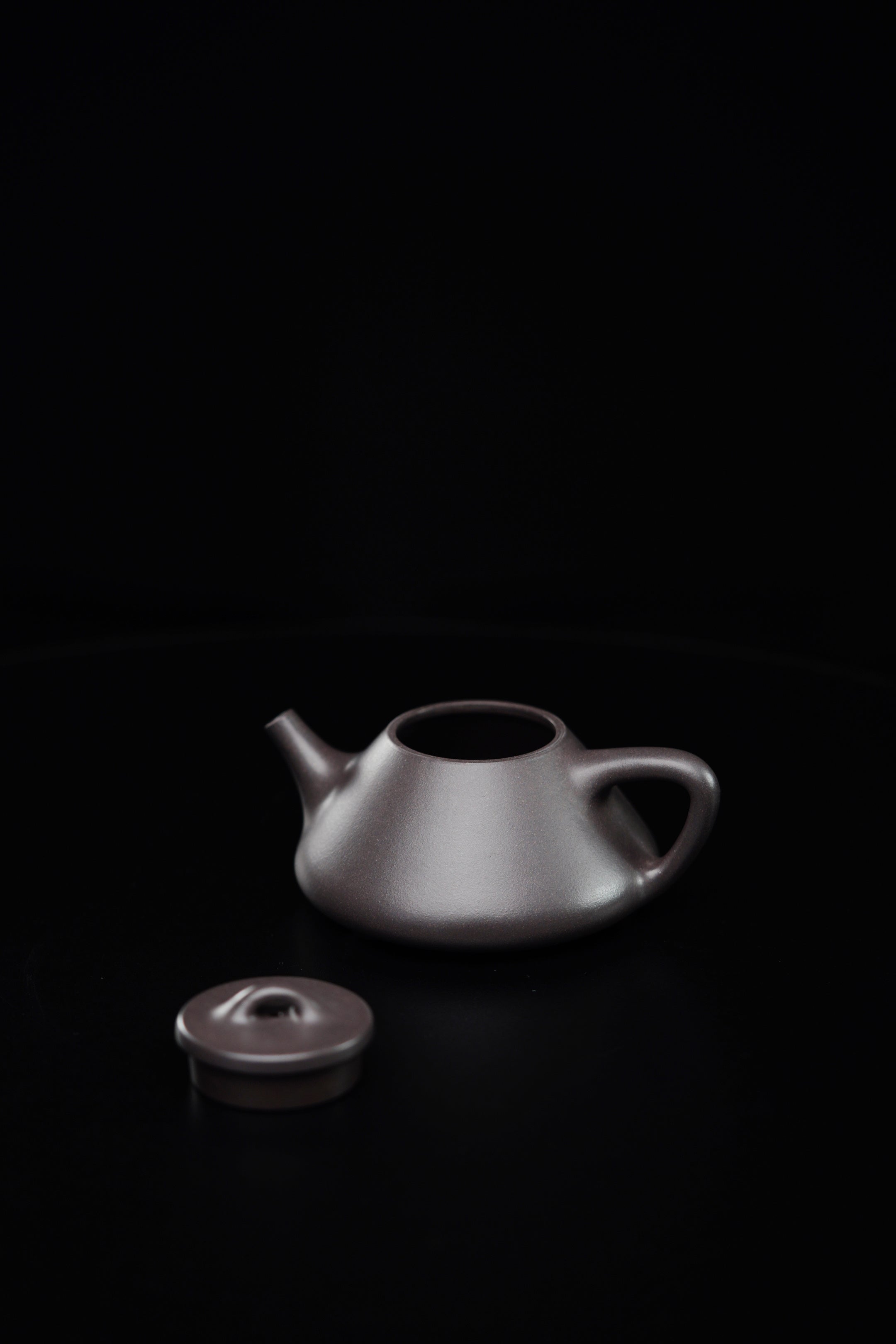 【清雅佳品】紫砂九隽·喻小芳高徒·正高级工艺美术师·沈更轶全手工制《子冶石瓢》原矿优质天清泥·小180cc·大280cc